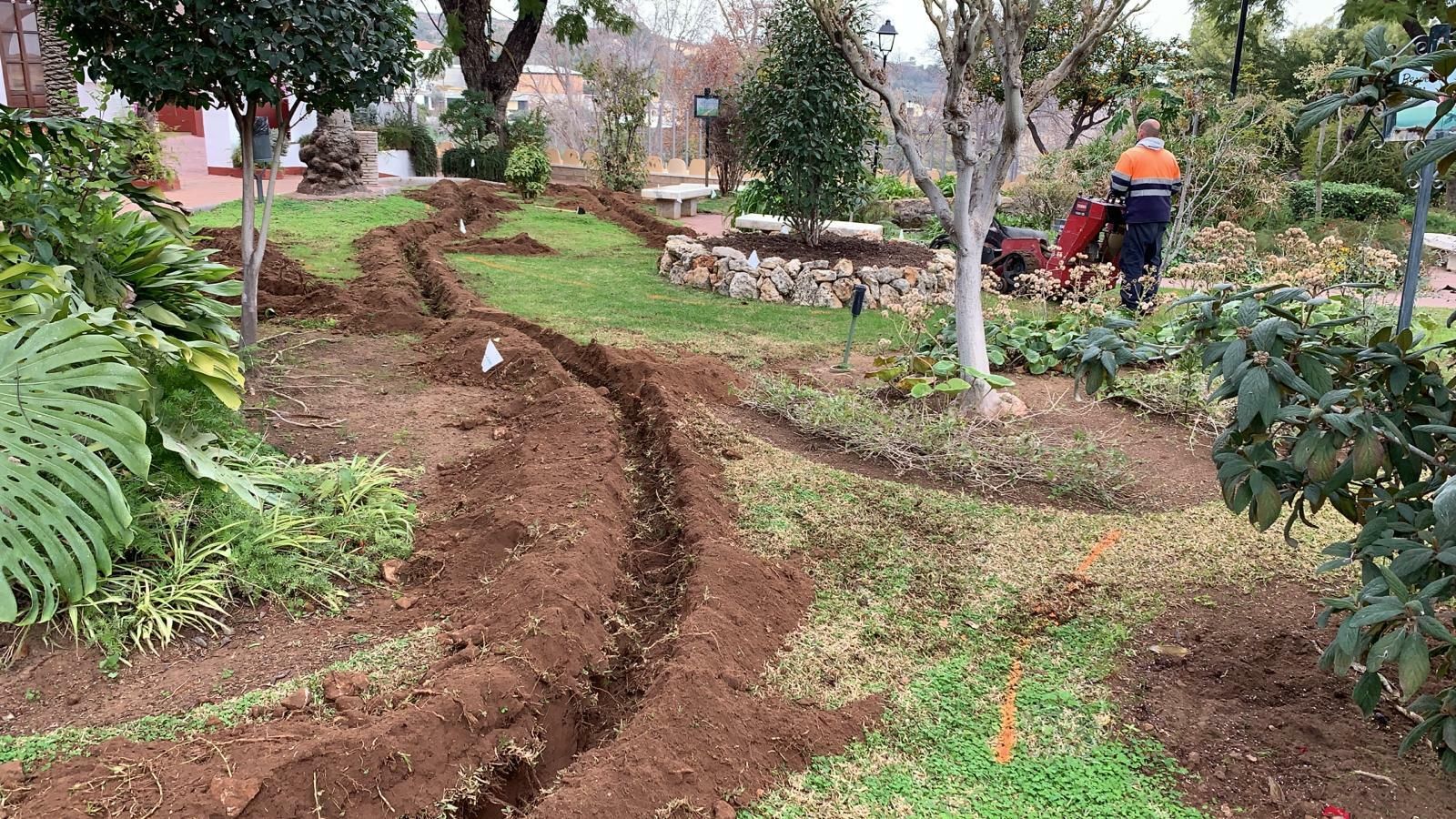 Trabajos para la implantación del nuevo sistema de riego.