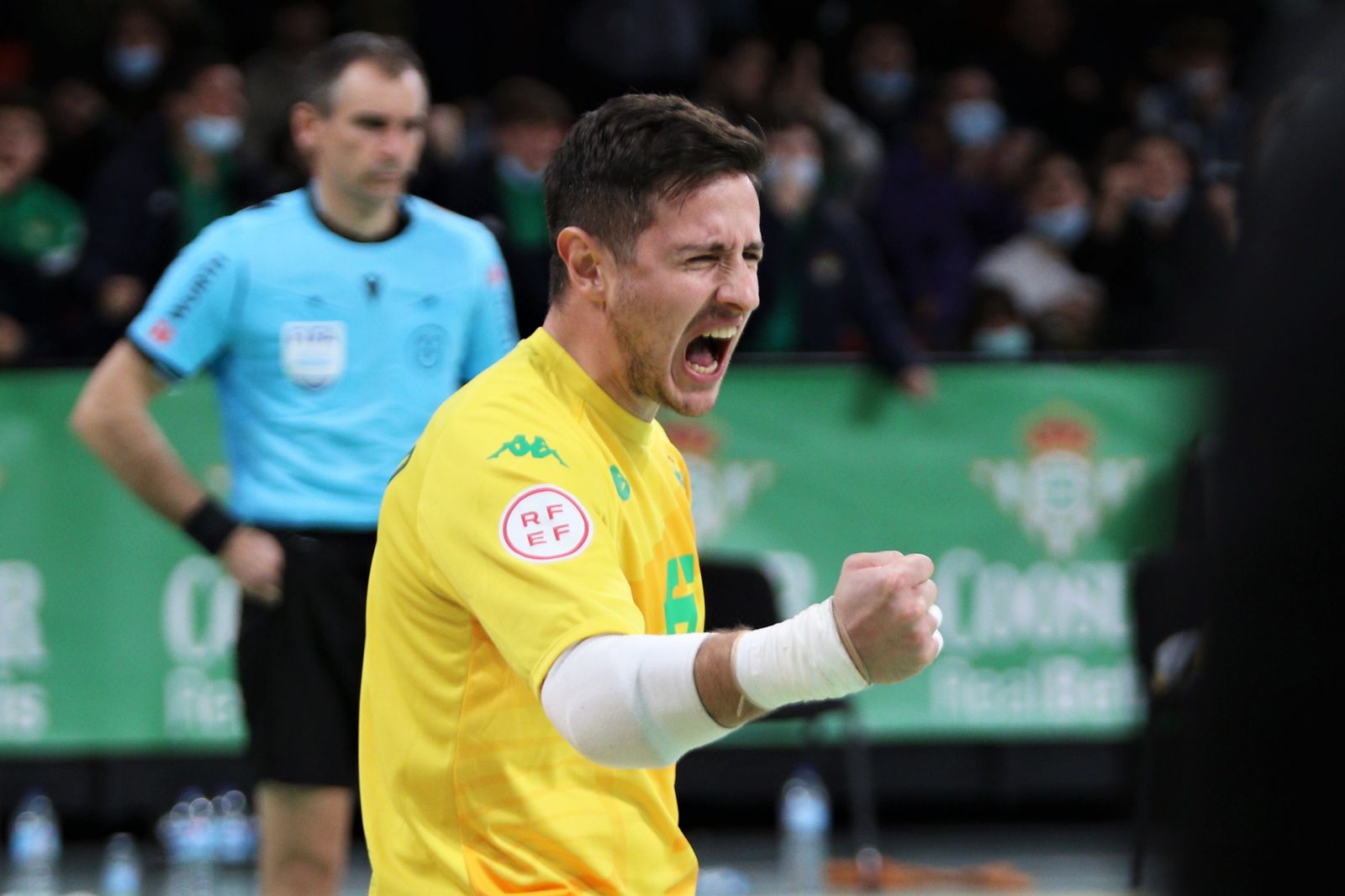 El guardameta Sarmiento, uno de los jugadores más destacados del Betis Futsal.