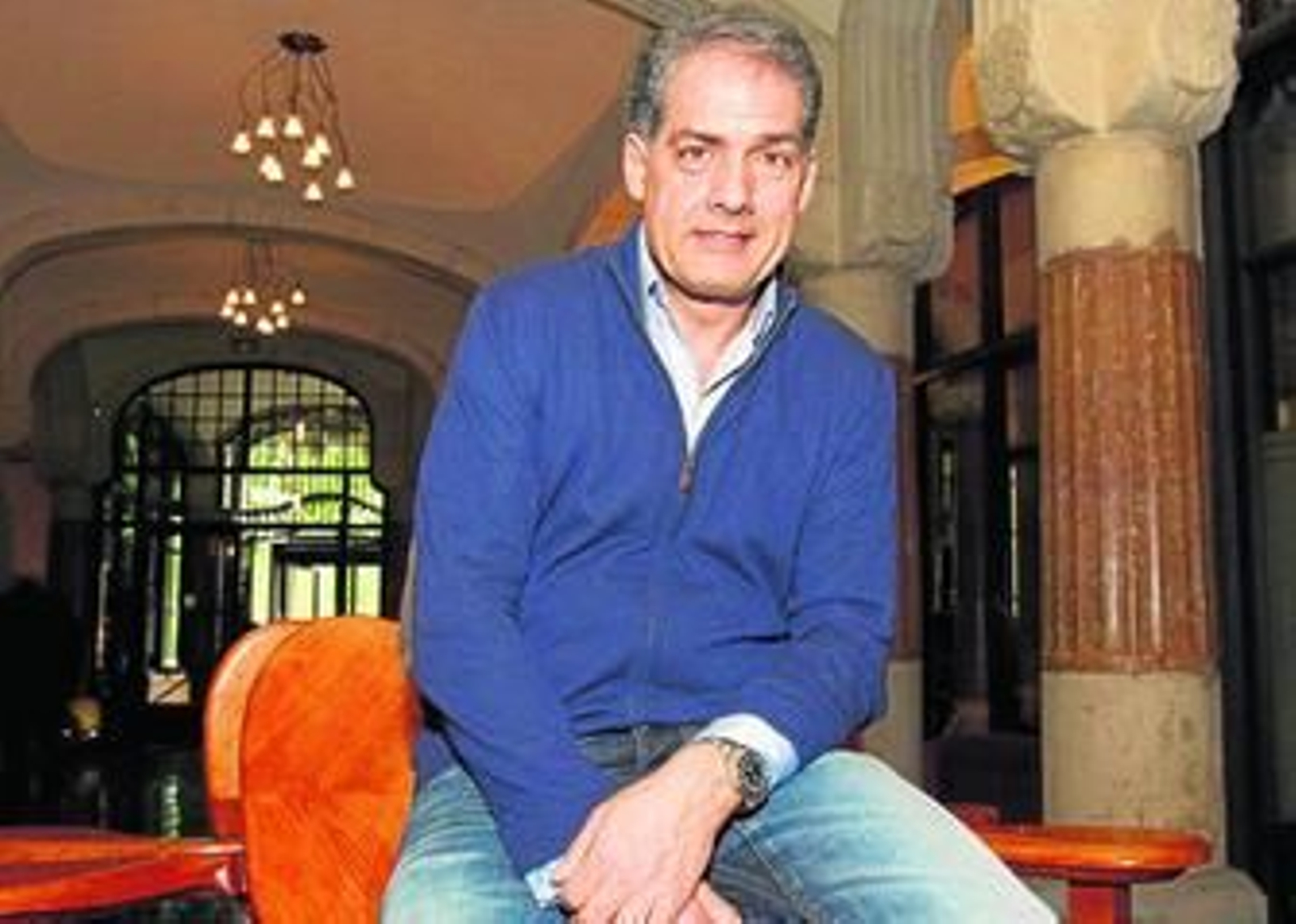 El escritor escocés Philip Kerr.