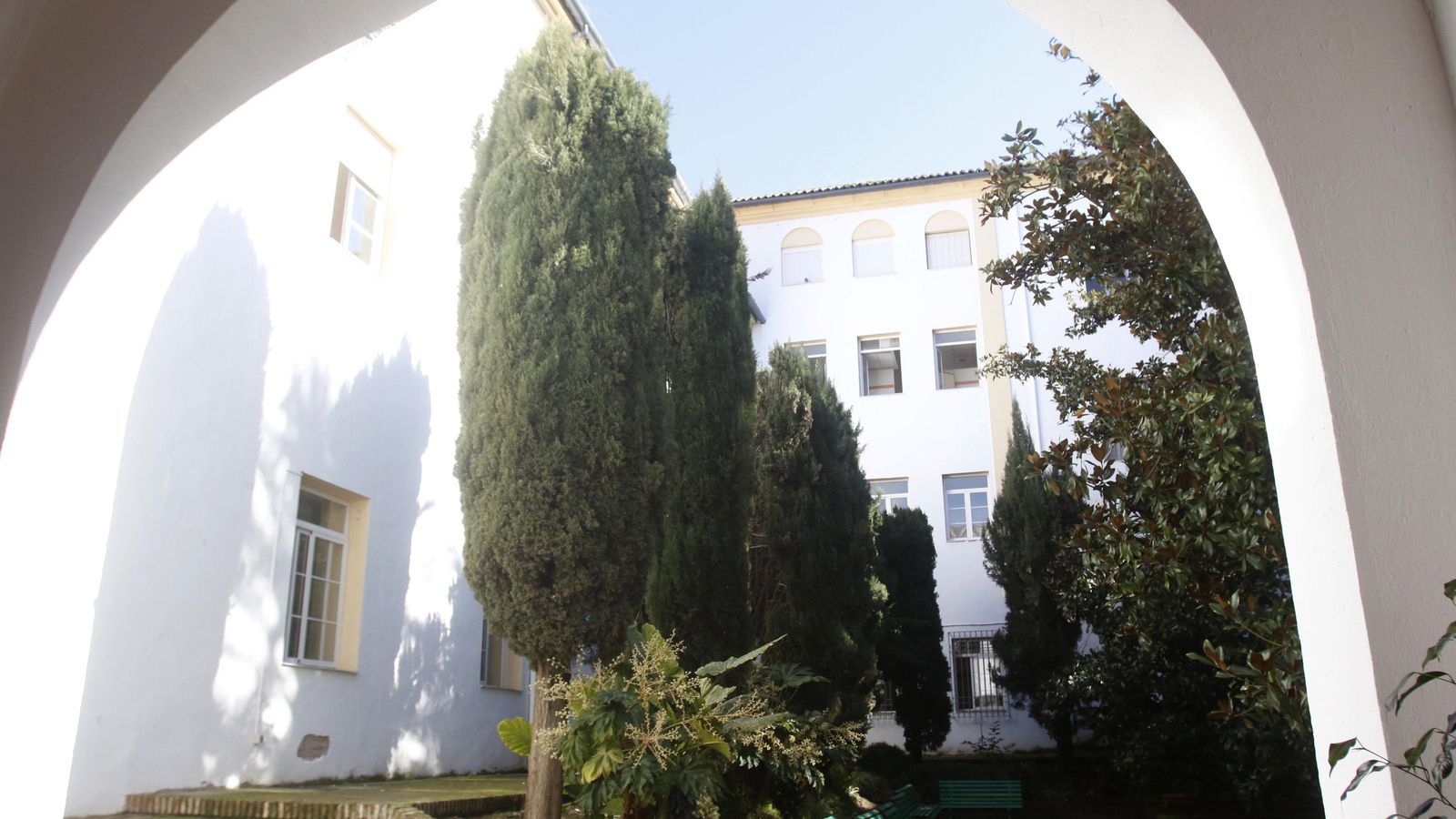 Patio de los Cipreses.