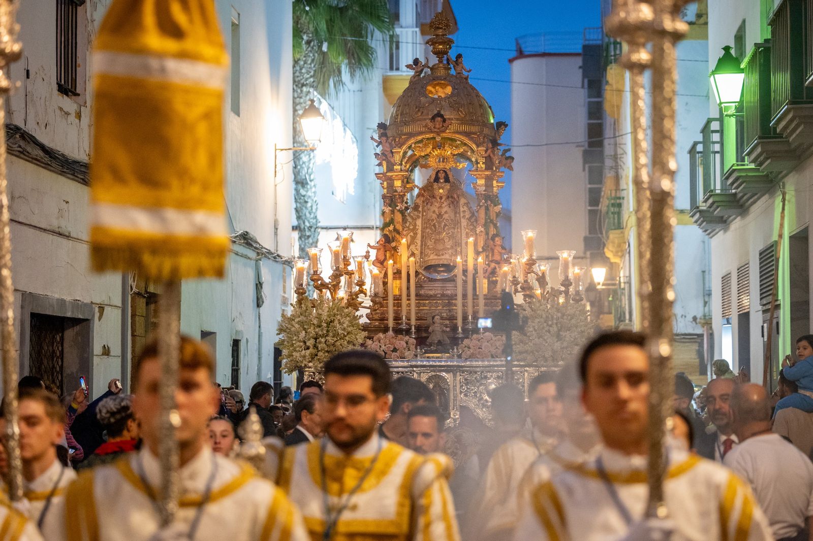 Las imágenes de la procesión de la Virgen de la Palma, en Cádiz