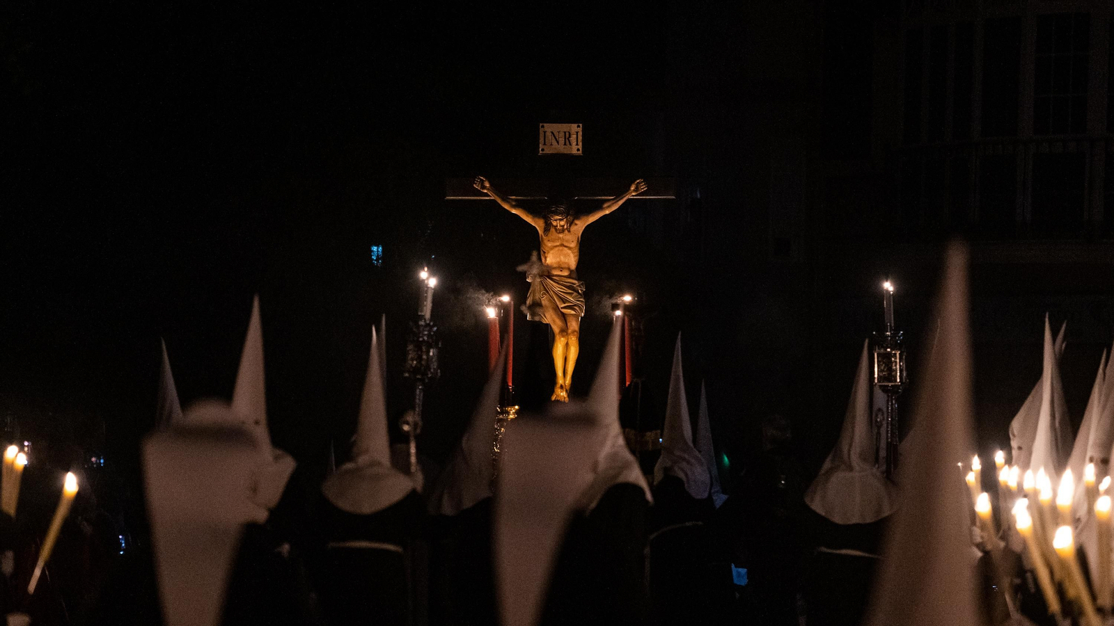 La procesión del Silencio en Lucena, en fotografías