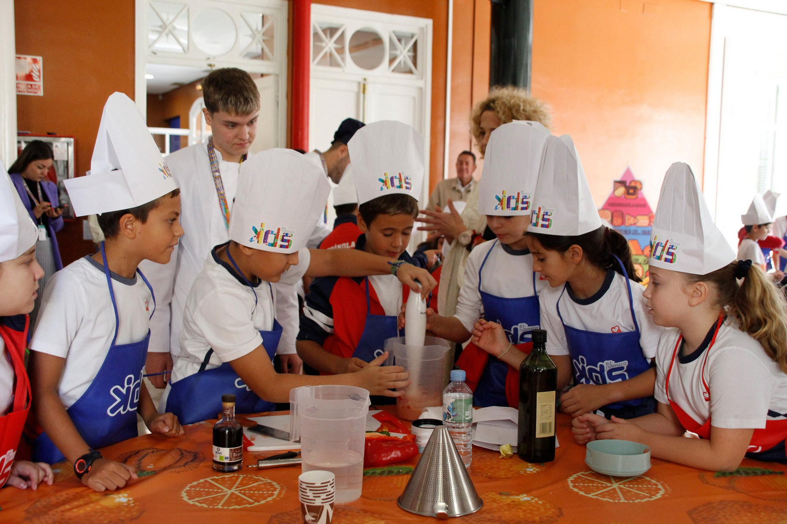 Binómico: Imágenes de la jornada de la jornada de martes en el congreso gastronómico Iberoamericano