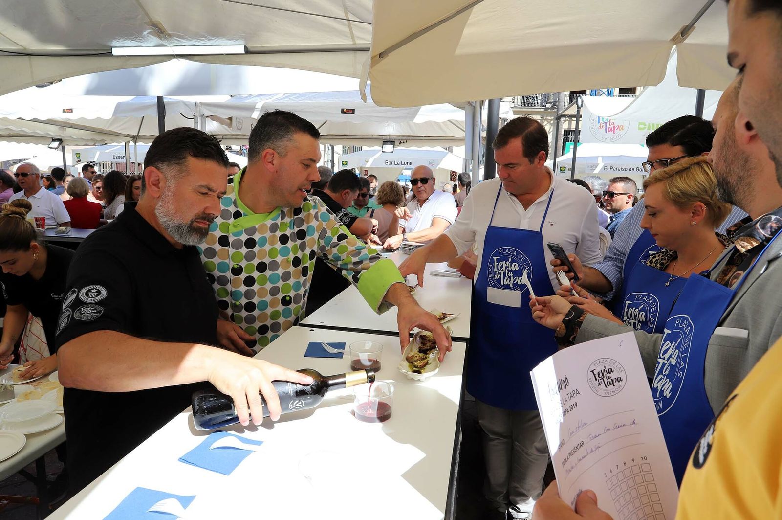 Imágenes de la Feria de la Tapa. Casa Idolina gana el concurso a la mejor tapa