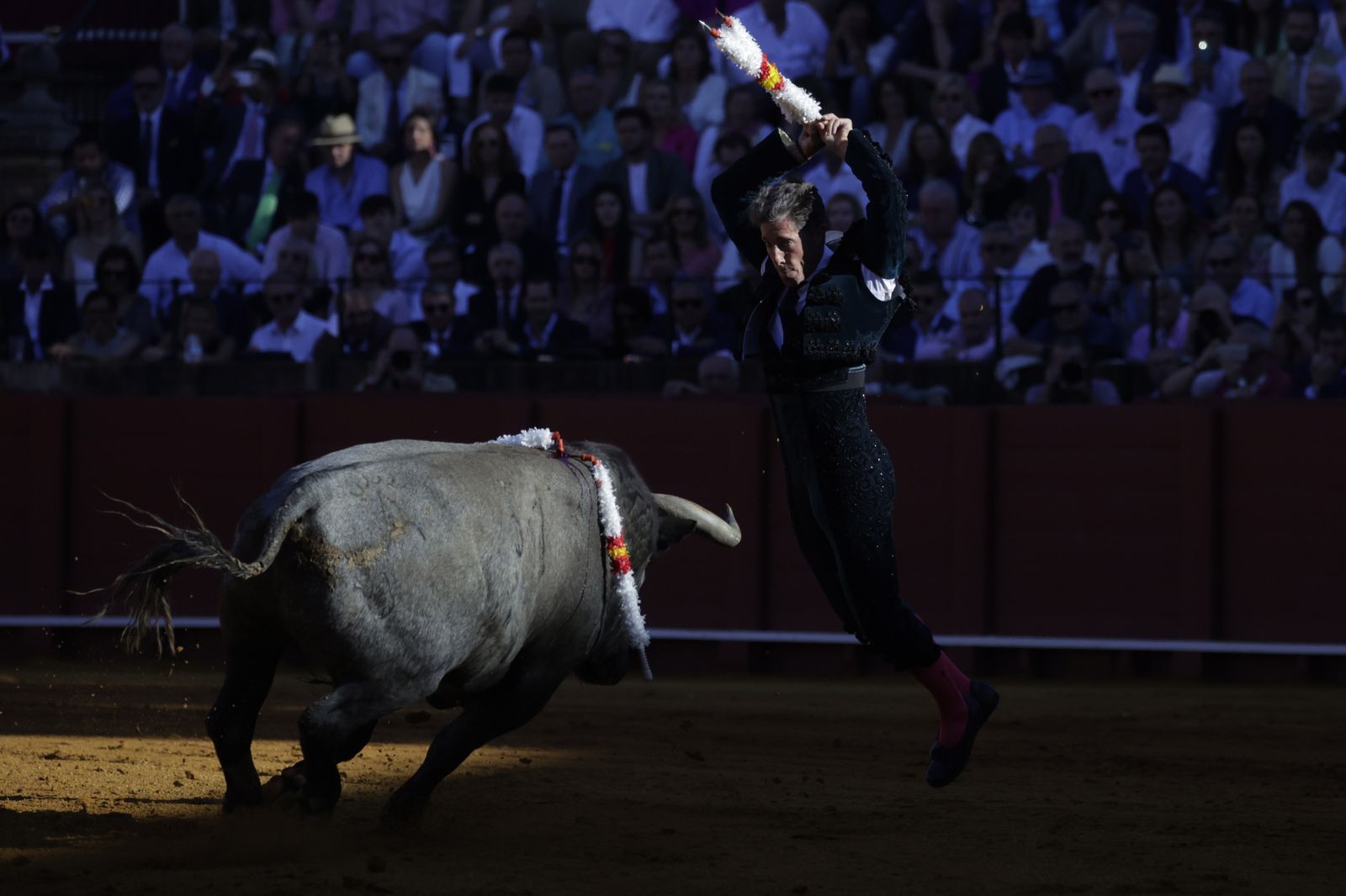 Las imágenes de la corrida de los Victorinos en la Maestranza de Sevilla