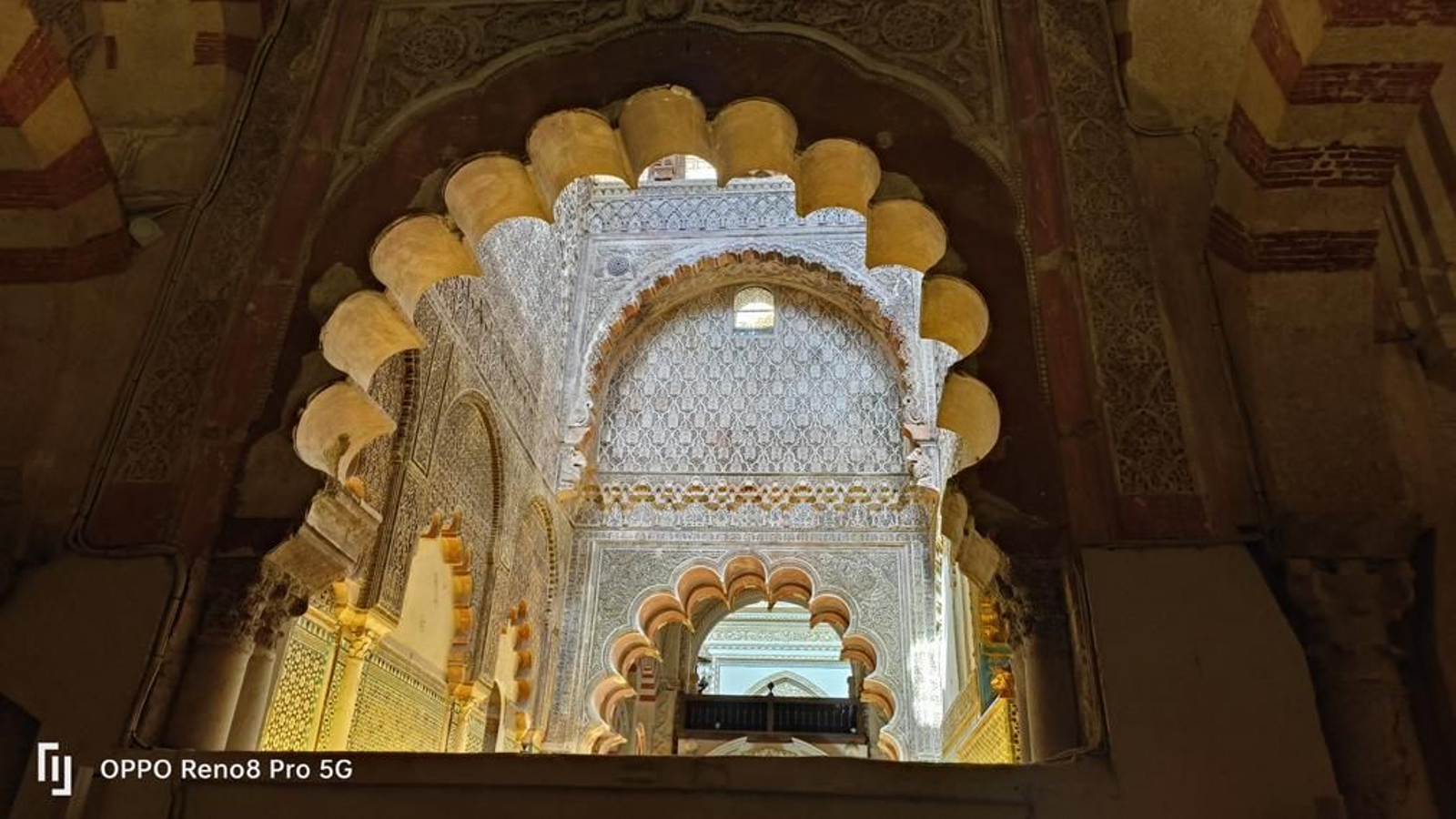Foto de la Mezquita-Catedral de Córdoba tomada con el Oppo Reno 8 Pro