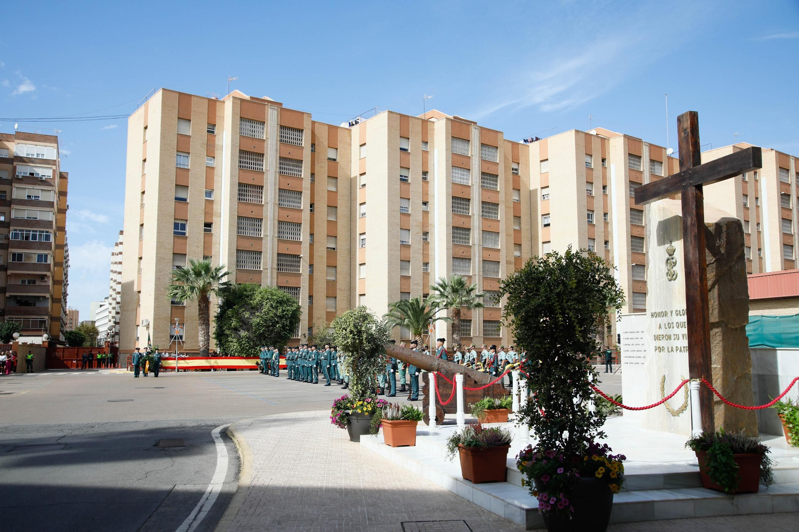 Los actos de la Guardia Civil en honor a la Virgen del Pilar, en imágenes
