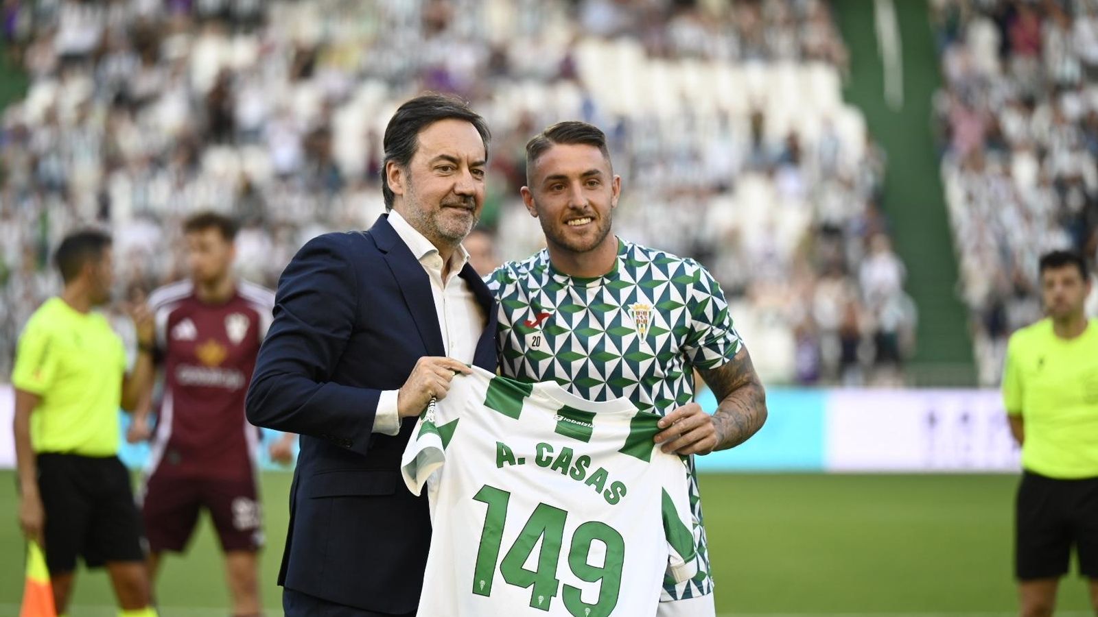 Las mejores fotos del ambiente en El Arcángel para el Córdoba CF - Albacete