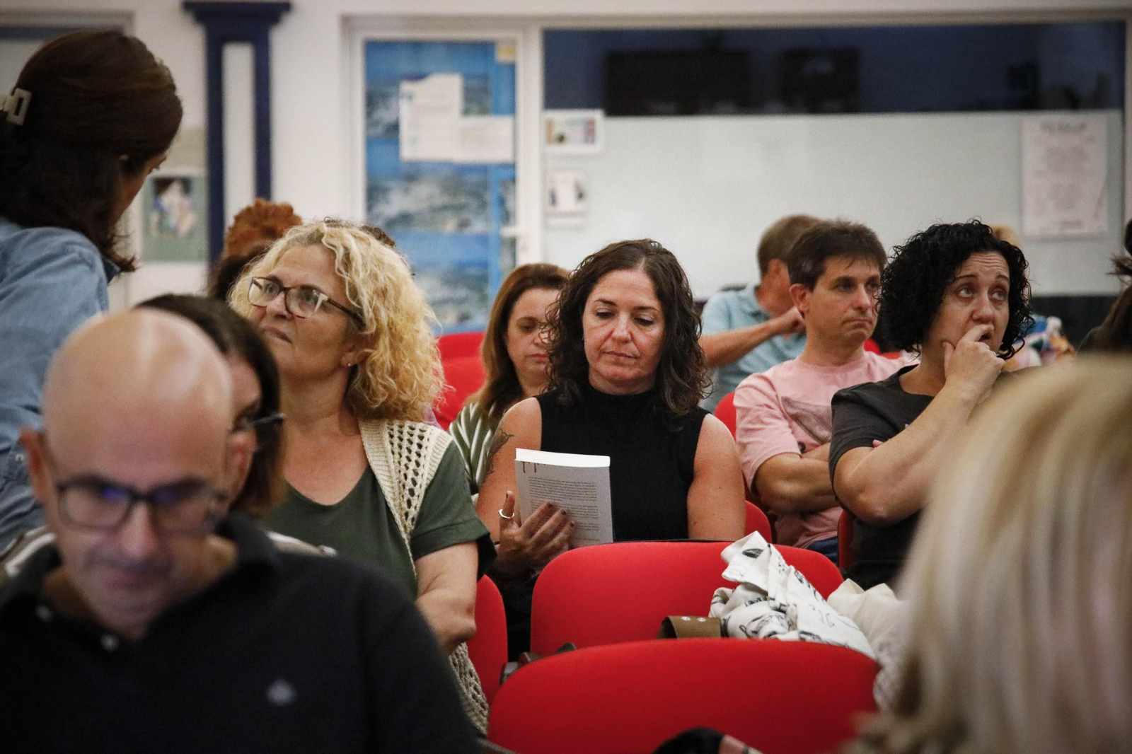 Las imágenes de la presentación del libro "El Clan" de Carmen Mola en Mojácar