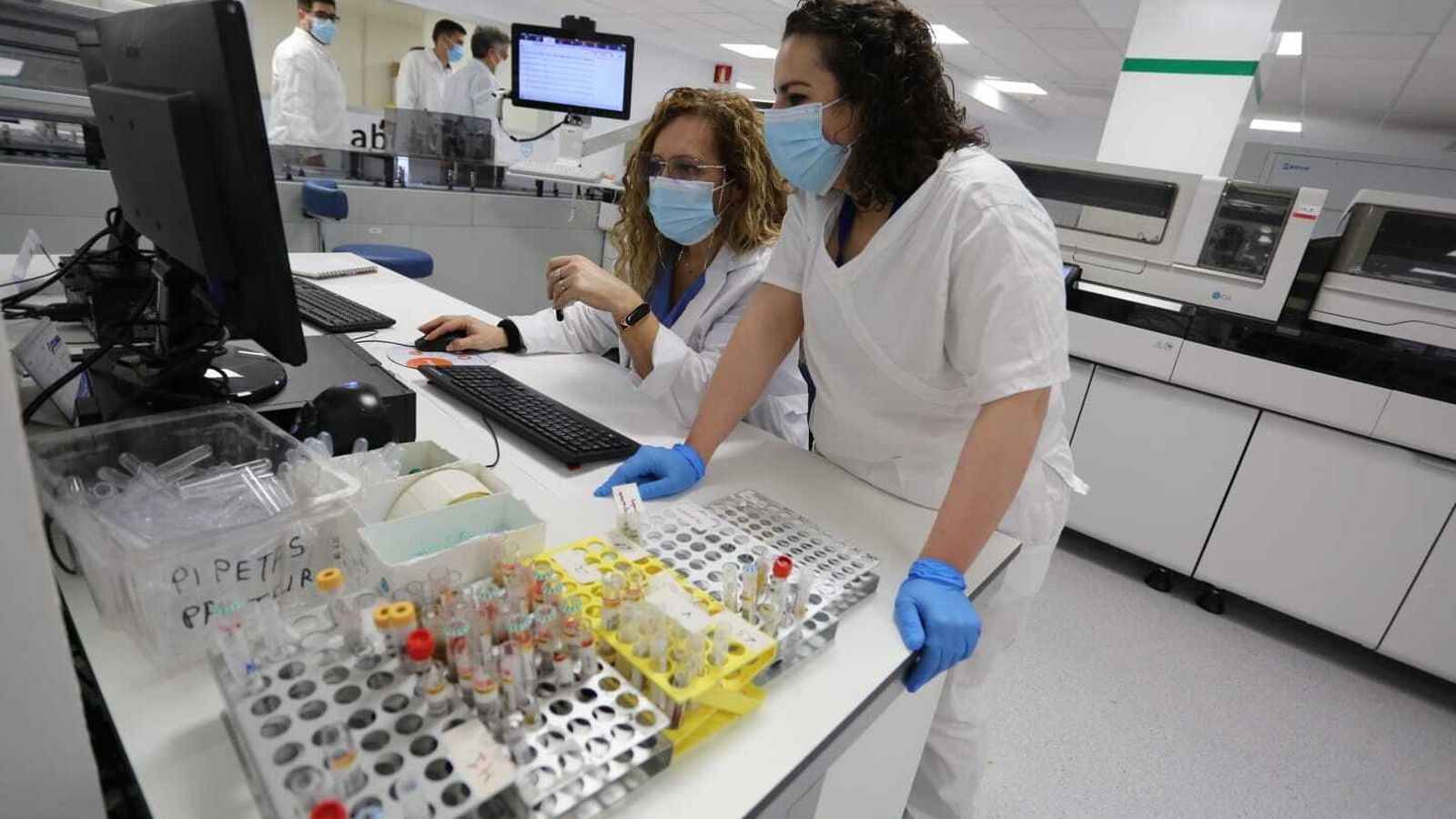 Personal del laboratorio.