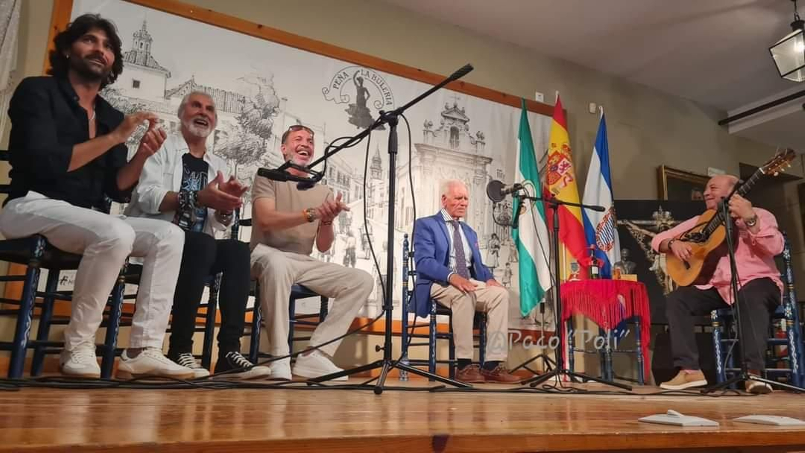 Un momento de la grabación en la peña La Bulería.