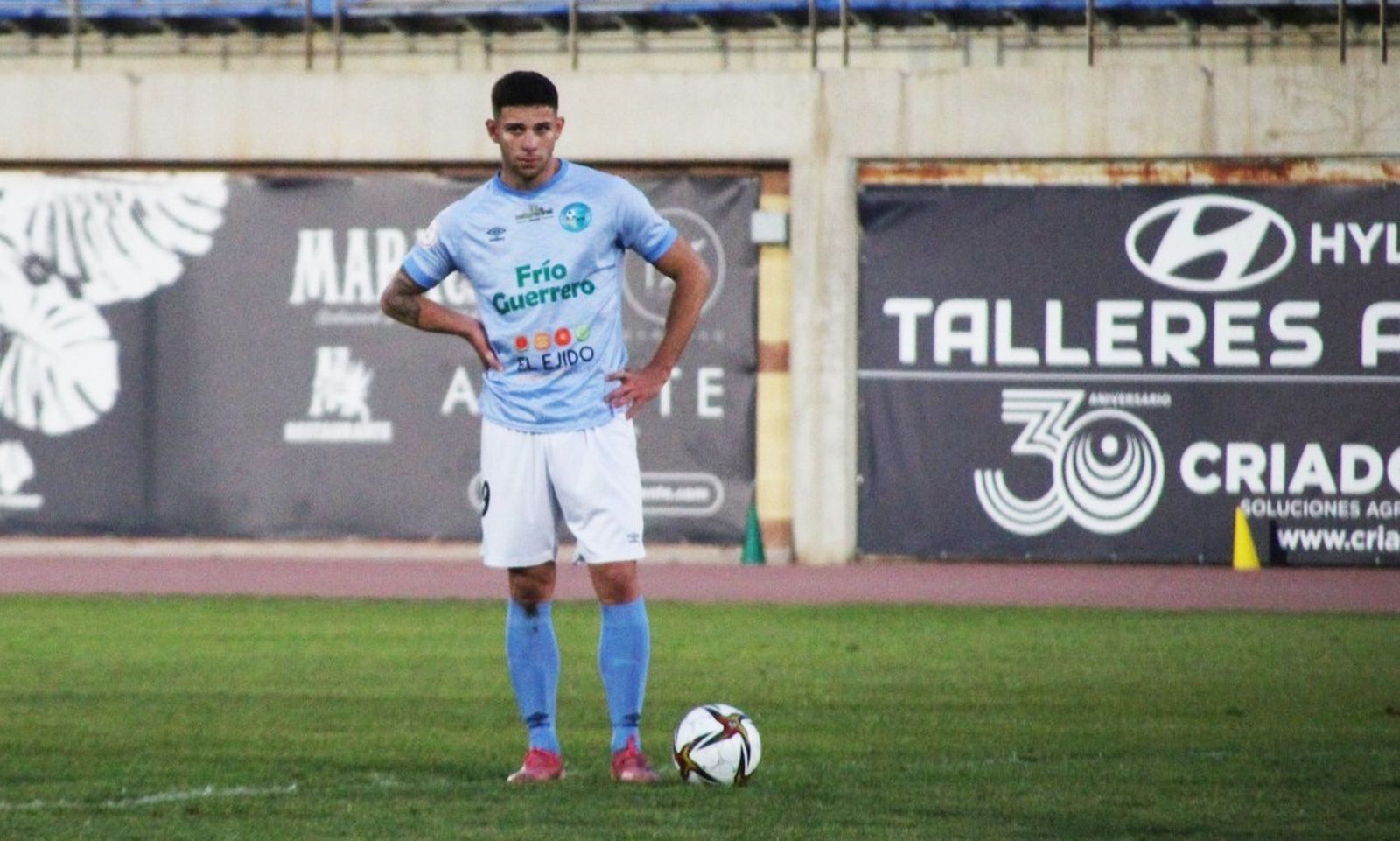 Passarino, durante el choque ante el Atlético Levante.