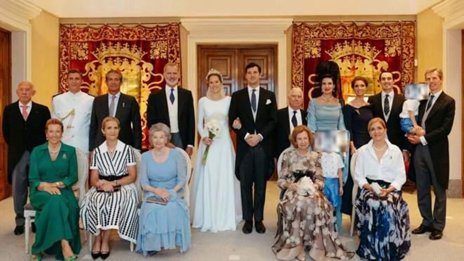 Familia Real en la boda de Victoria López-Quesada Familia Real en la boda de Victoria López-Quesada
