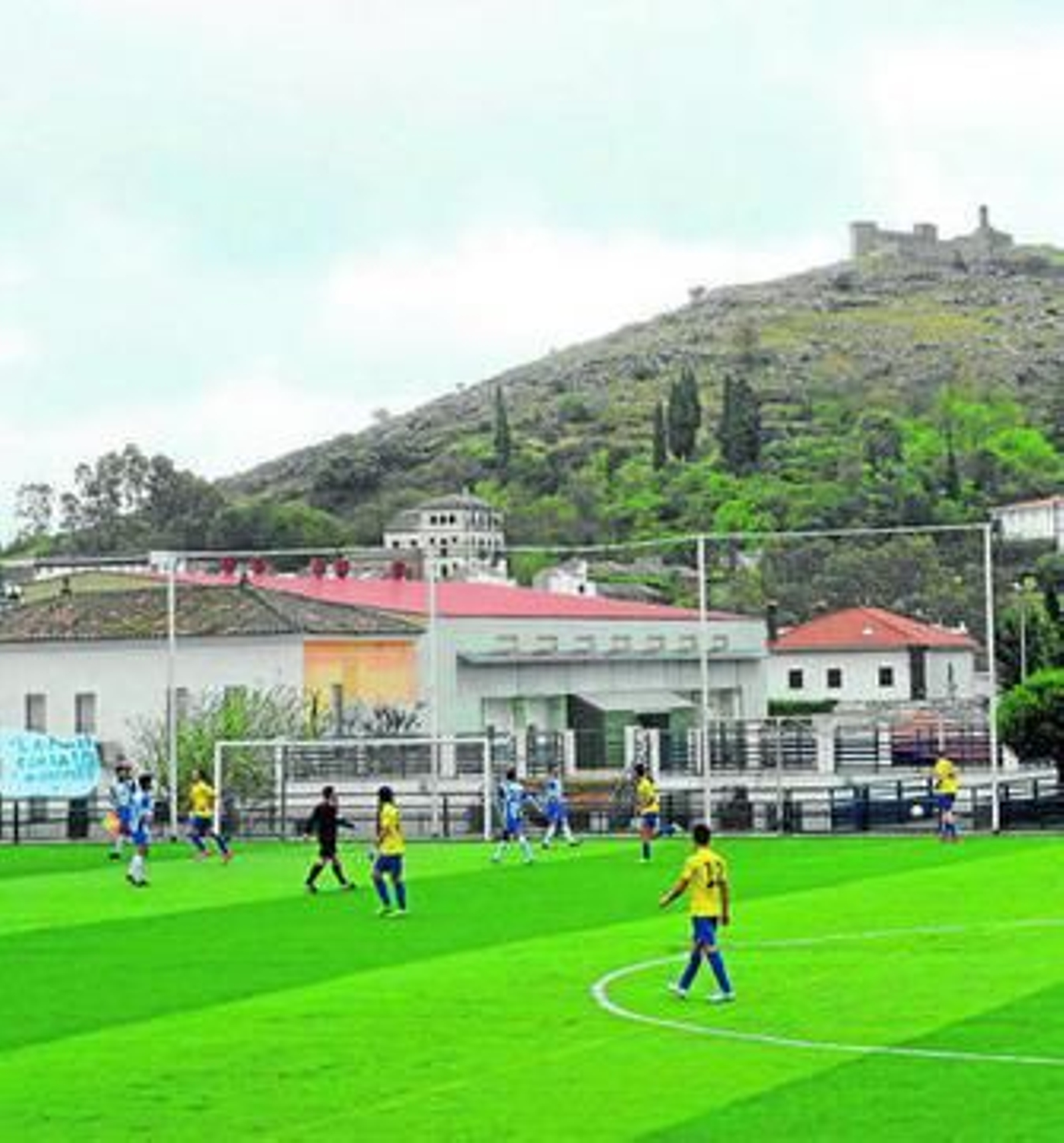 Momento de uno de los encuentros de la Unión Deportiva Aracena en la pasada temporada. Momento de uno de los encuentros de la Unión Deportiva Aracena en la pasada temporada.