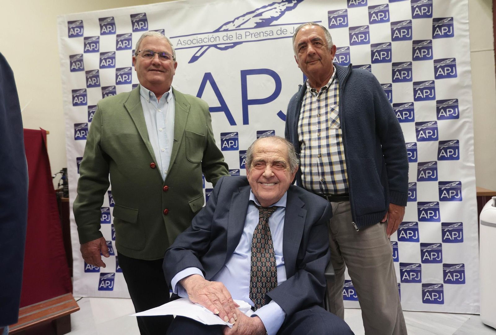 Imágenes del homenaje a Jerónimo Roldán de la Asociación de la Prensa de Jerez