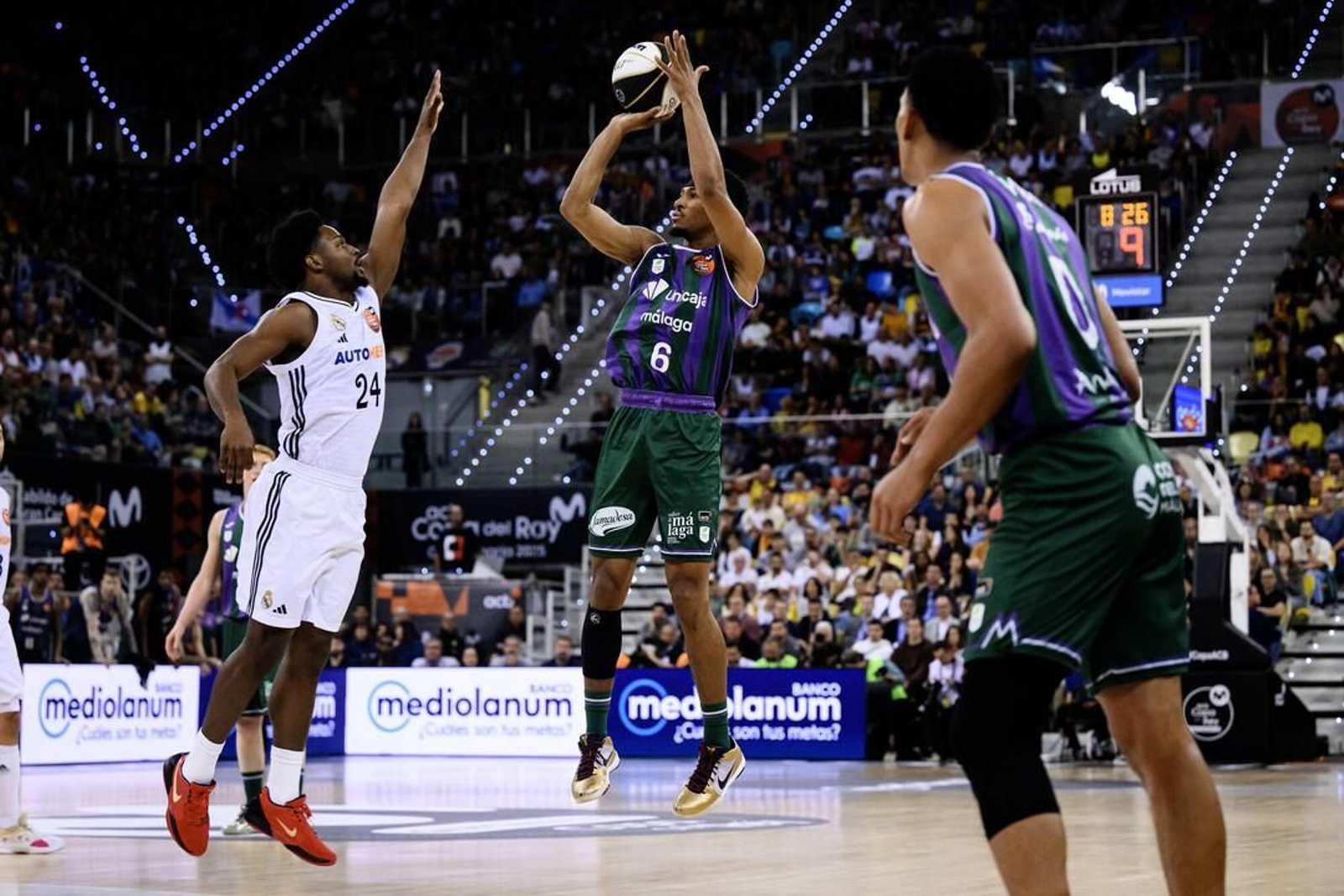 El Unicaja, campeón de Copa: Todas las imágenes del partido, la fiesta y la llegada a Málaga