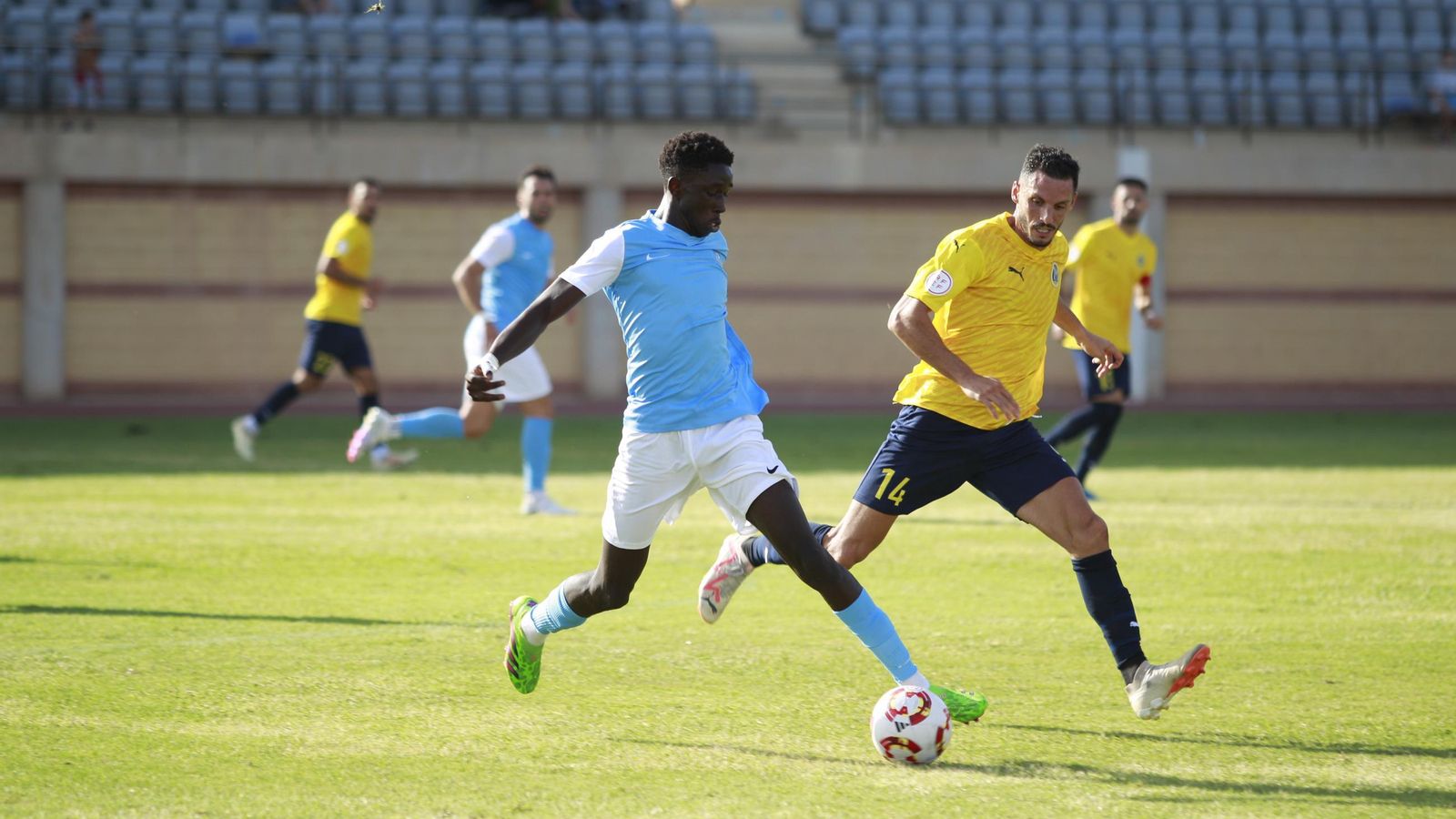 Gnagoro, quien esta semana abandoba la disciplina celeste, durante el encuentro de ida disputado en Santo Domingo.