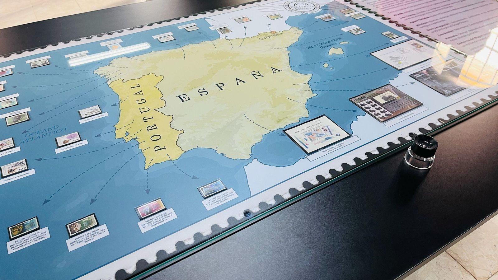 Mapa de la exposición que muestra algunos de los sellos.