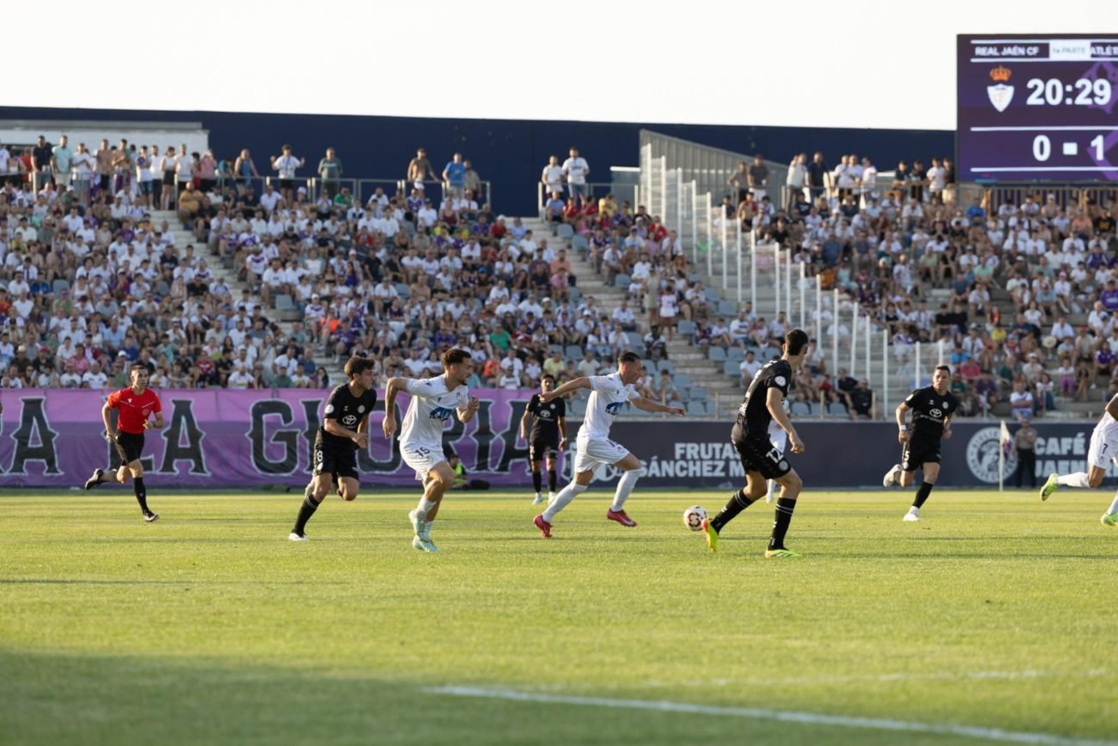 Las mejores imágenes del partido Real Jaén- Atlético Central