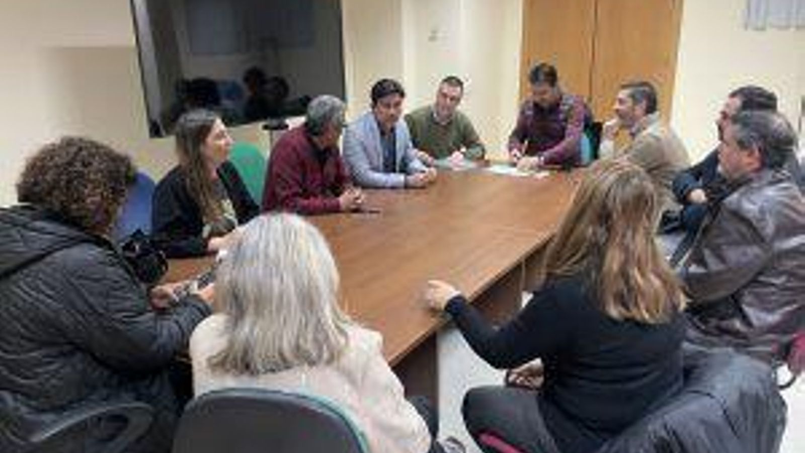 Enrique Gavino en la reunión con el SATSE de Huelva.