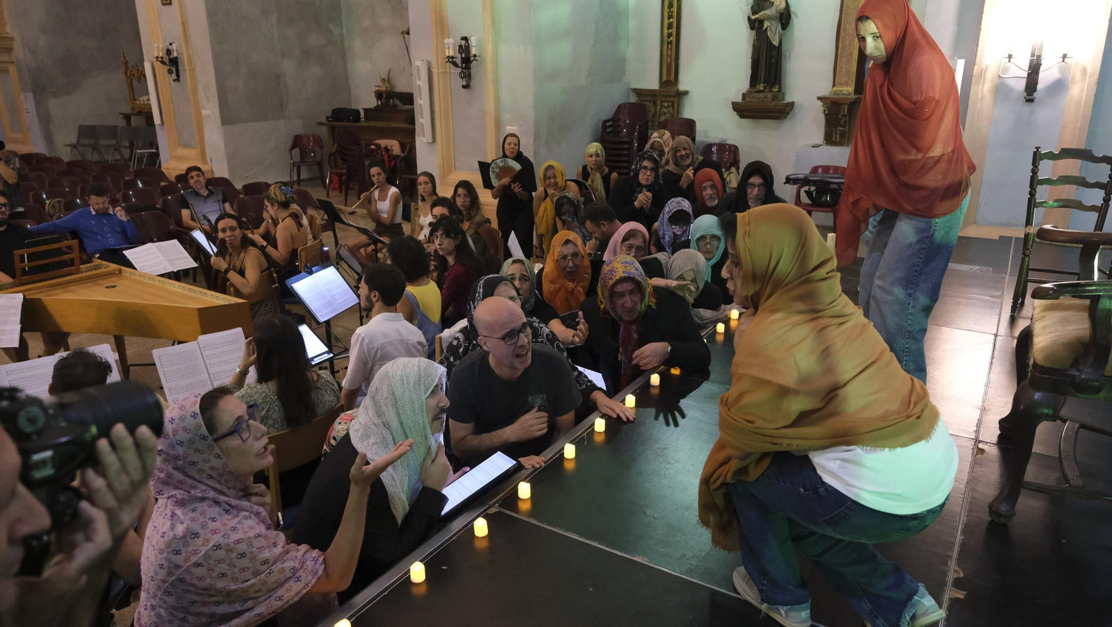 Ensayo general de la ópera de la academia musical de Vélez Blanco, en imágenes