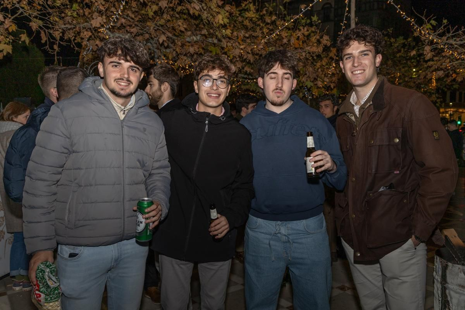 Zambomba de la Hermandad de la Buena Muerte y actuación de Maria Soledad