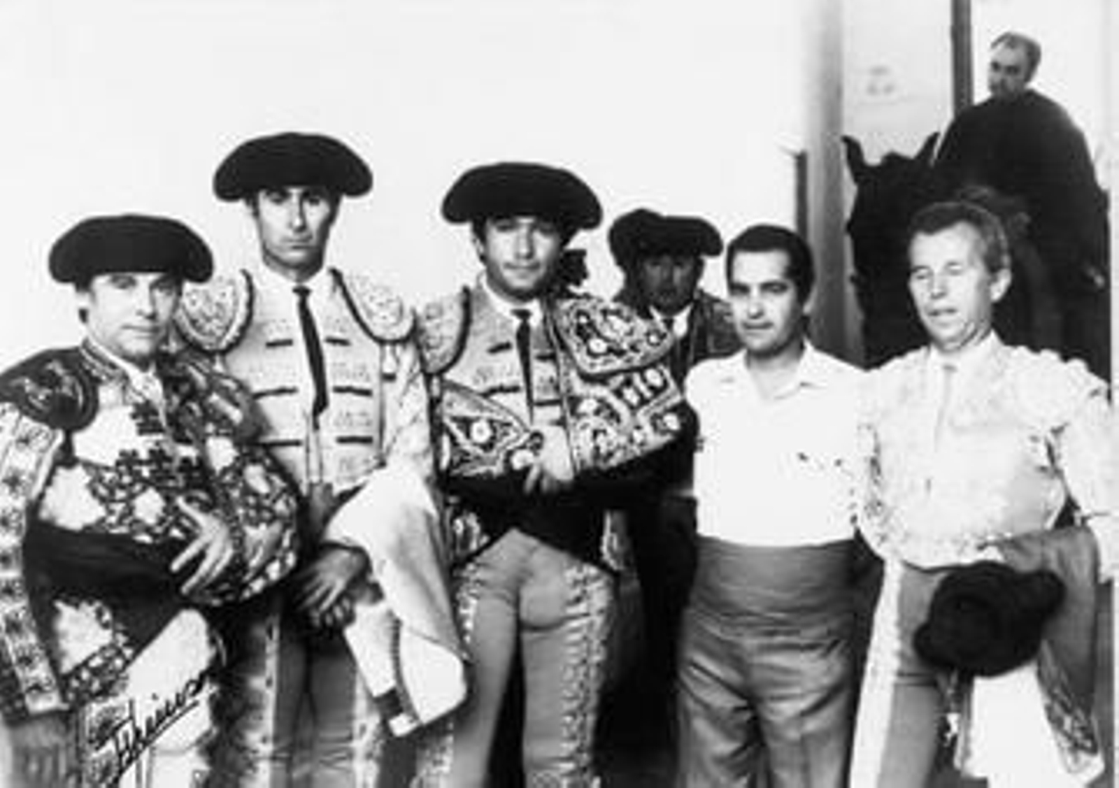 Aniceto Perdiguero con Galloso y la cuadrilla habitual del portuense: González Sabio, El Nini y Leopoldo.