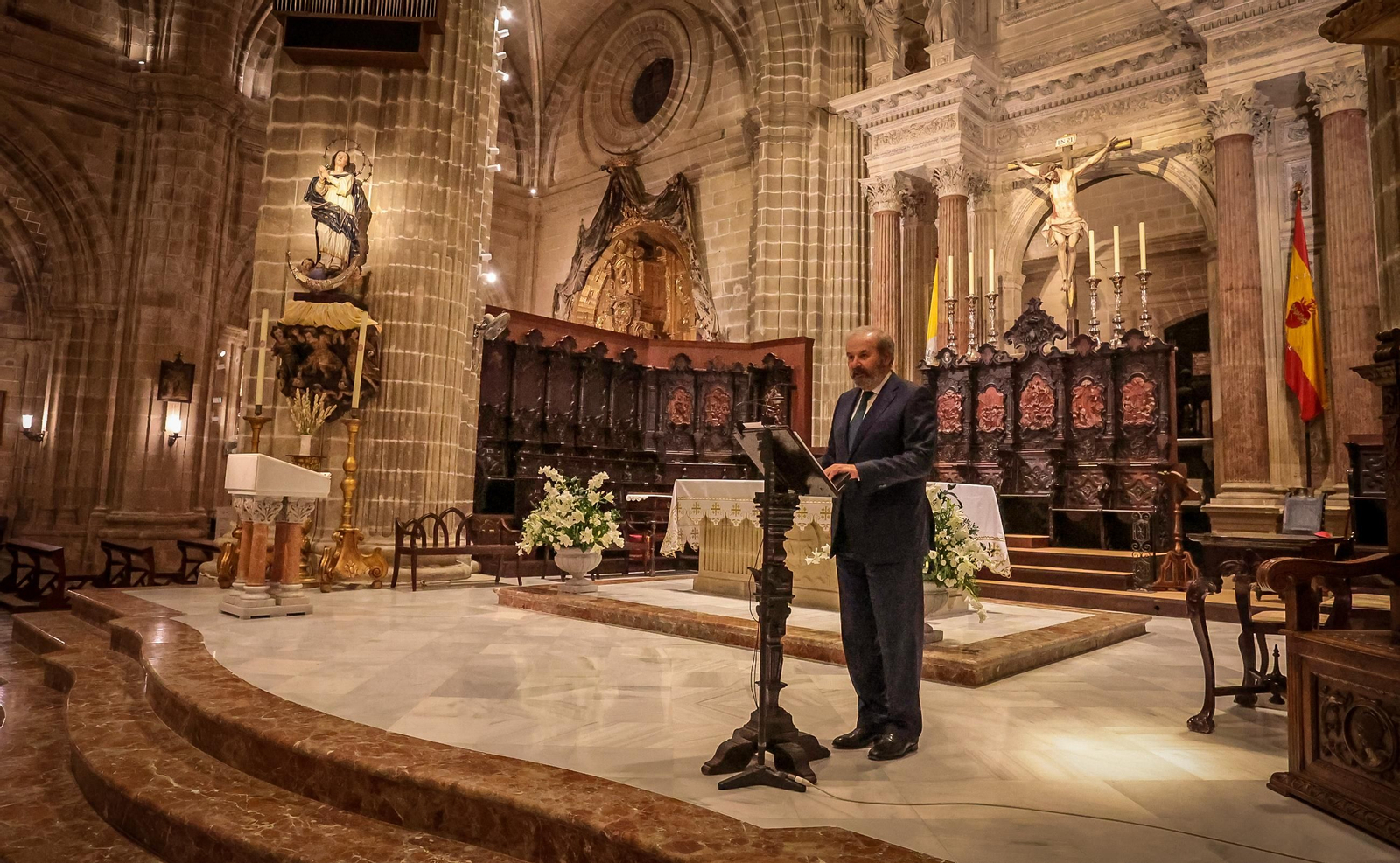 Imágenes de la nueva iluminación de la Catedral de Jerez