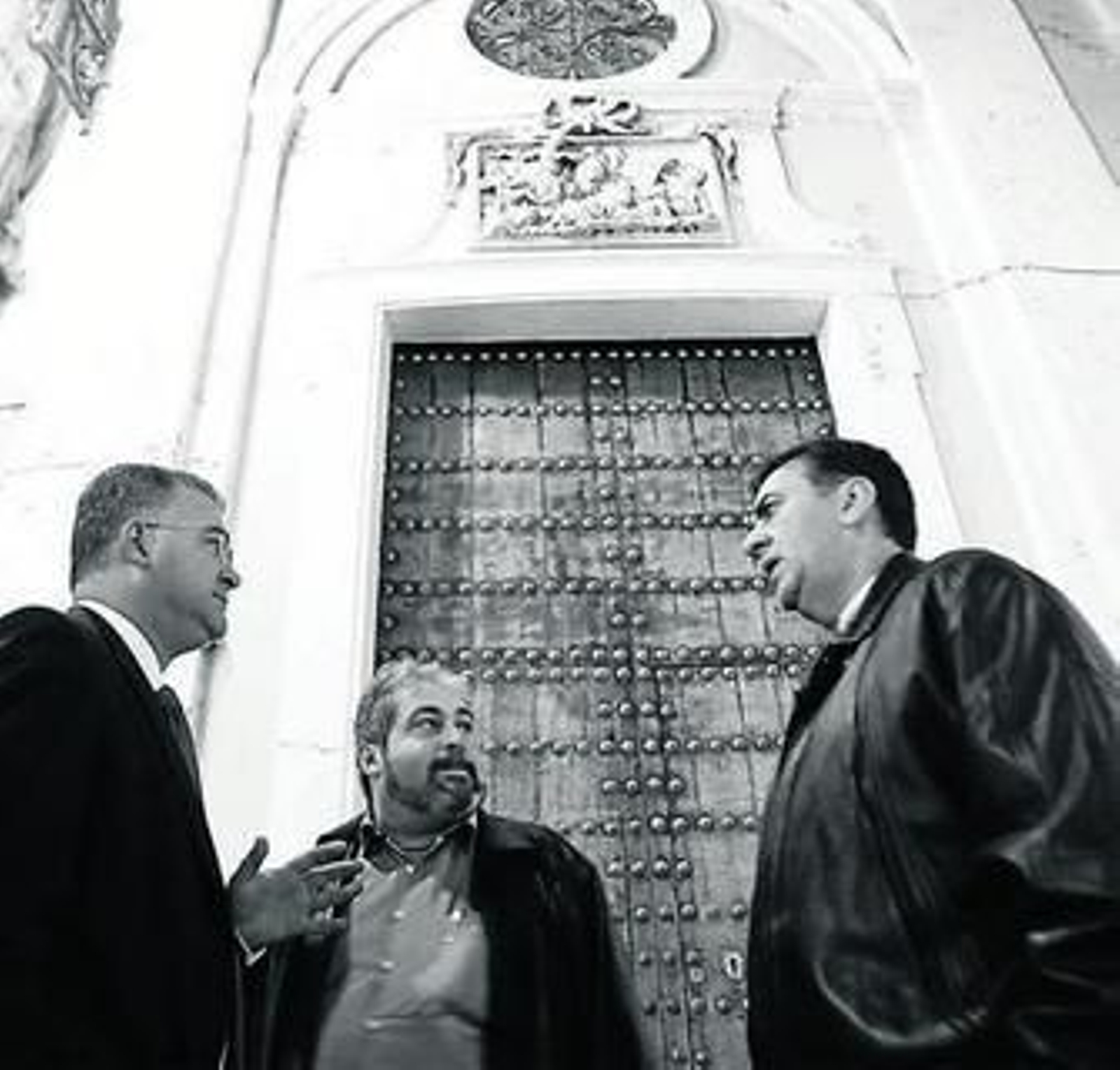 Sánchez Heredia, entre Rodríguez y Ramírez, en una imagen de archivo.
