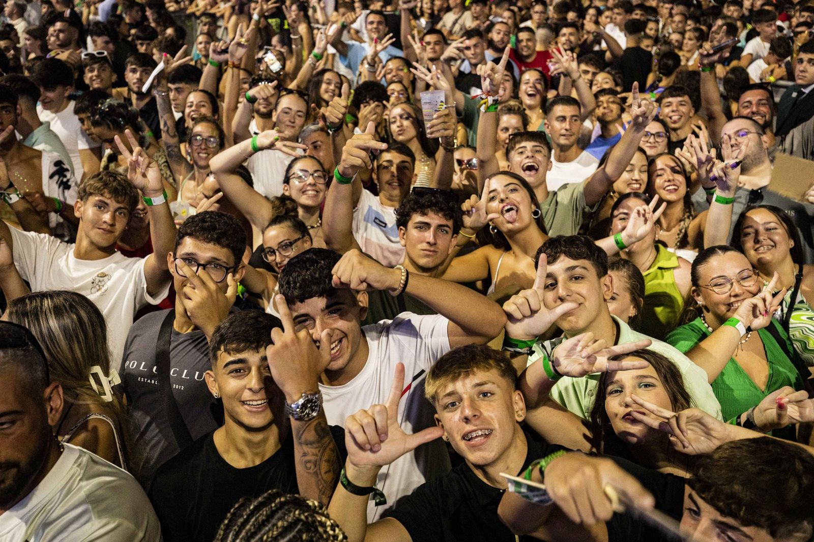 Búscate en las imágenes del concierto de JC Reyes en Concert Music Festival