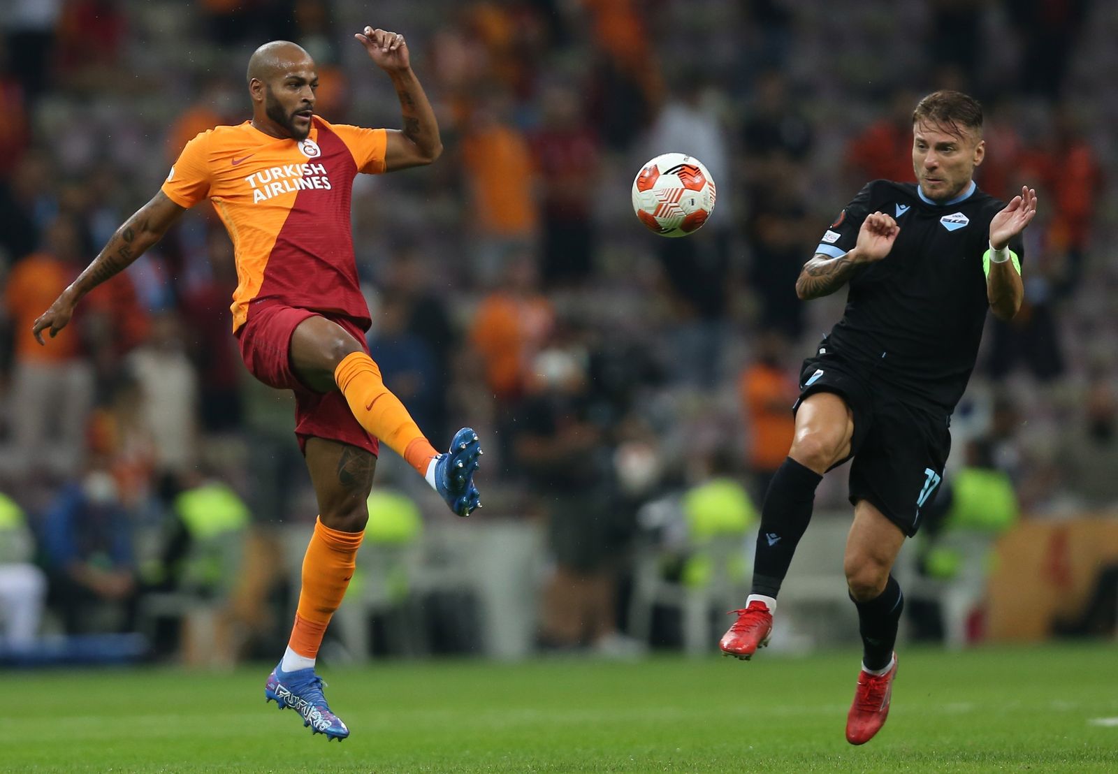 Marcao, ante el ex sevillista Immobile en un Galatasaray-Lazio de la pasada temporada.
