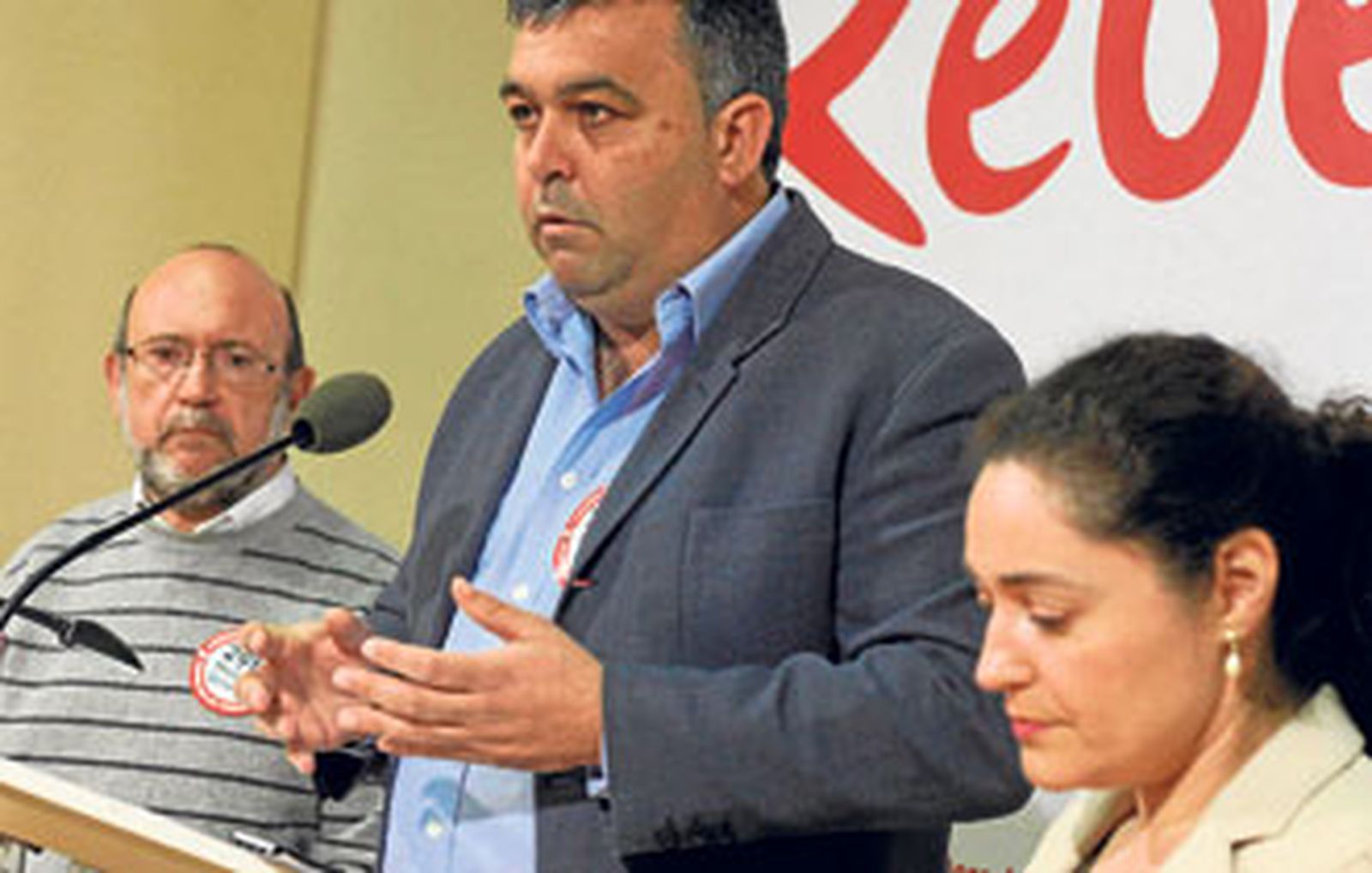 IU pide calma al PSOE: "Sin nuestro voto Griñán no será presidente"