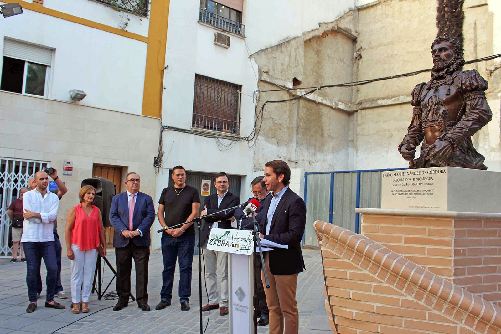 Inauguración de la nueva plaza de Fernández de Córdoba.