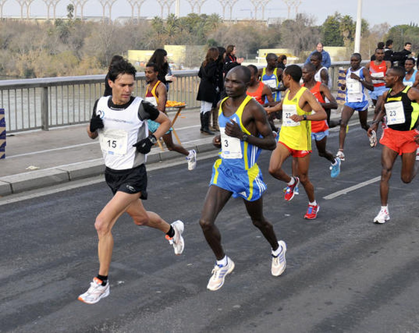 El etíope Daniel Abera gana la XXVII Maratón de Ciudad de Sevilla. / Juan Carlos Vázquez
