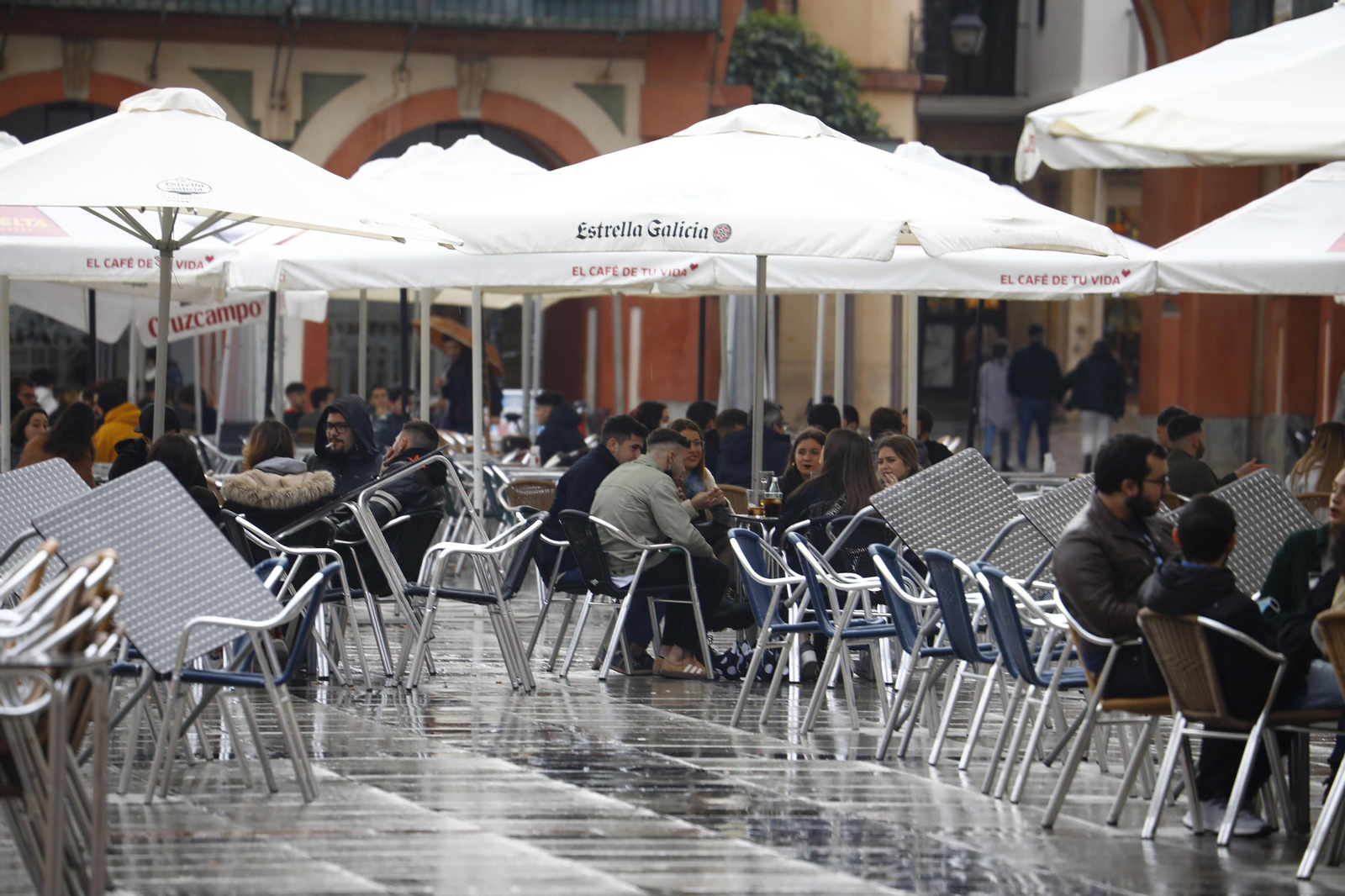 Fotografías: Tarde de bares y compras dos meses después en Córdoba
