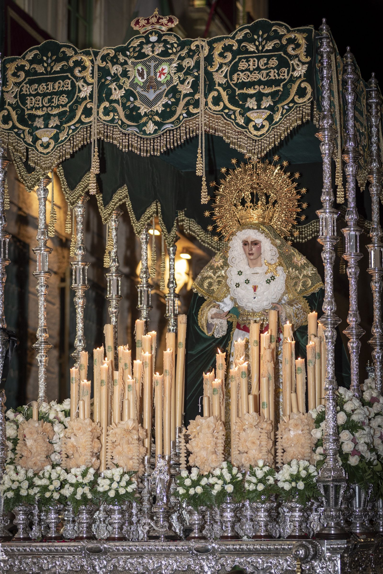 Imágenes de la procesión del Paso Blanco en Cuevas del Almanzora