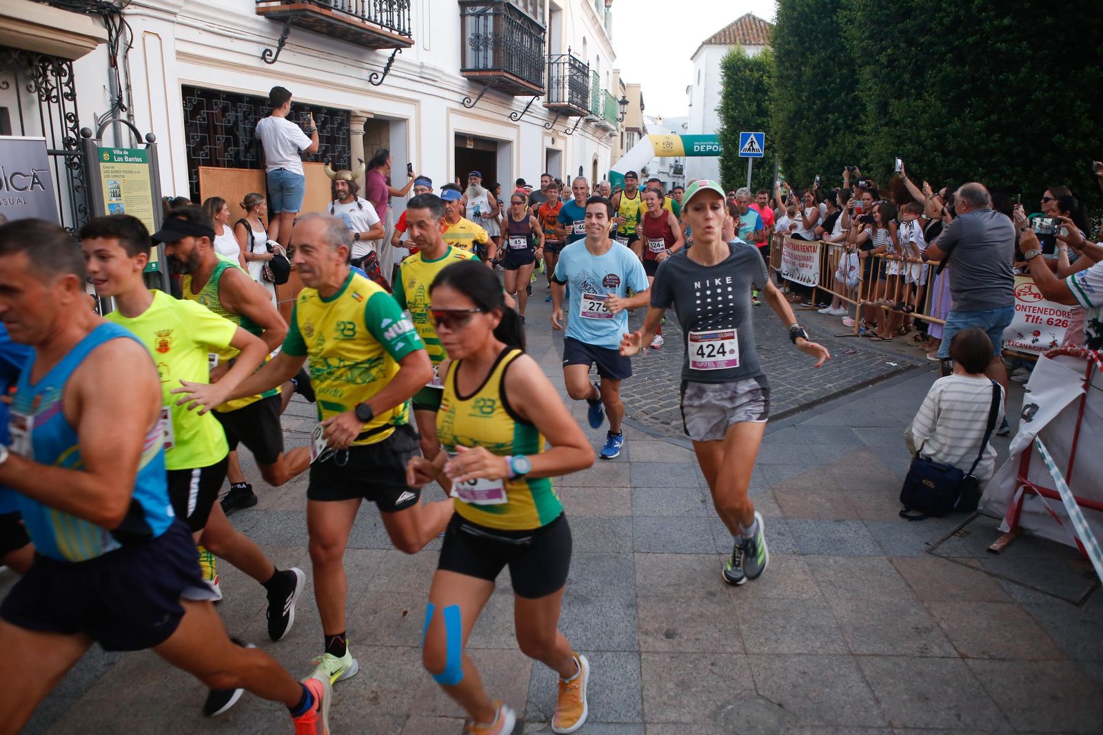 Fotos de la carrera nocturna de Los Barrios
