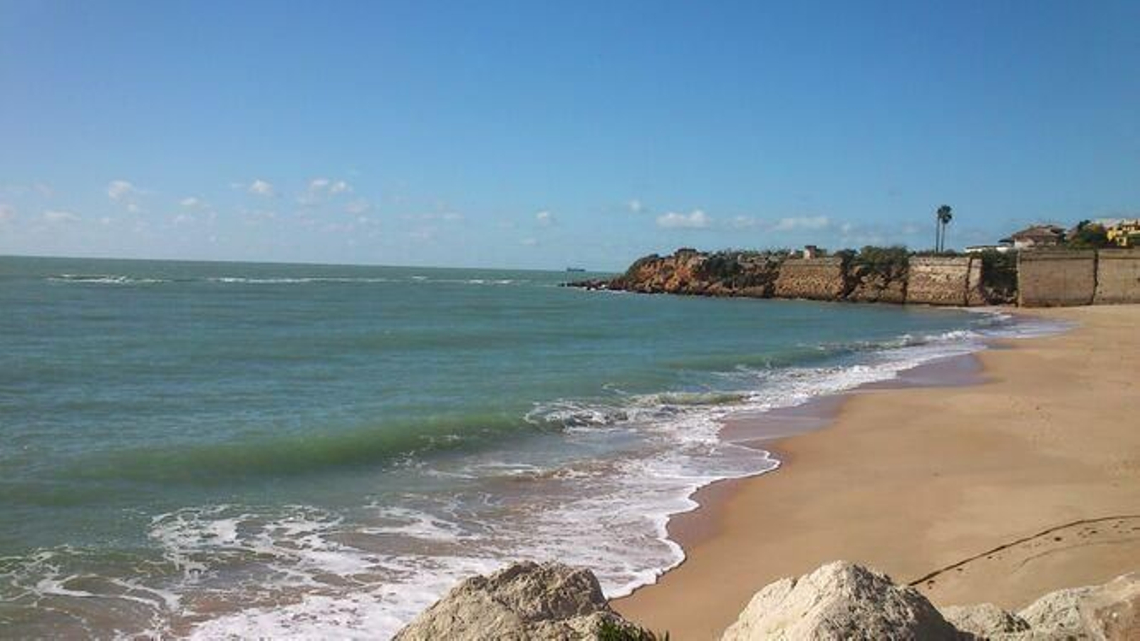 Playa de La Muralla. El Puerto.
