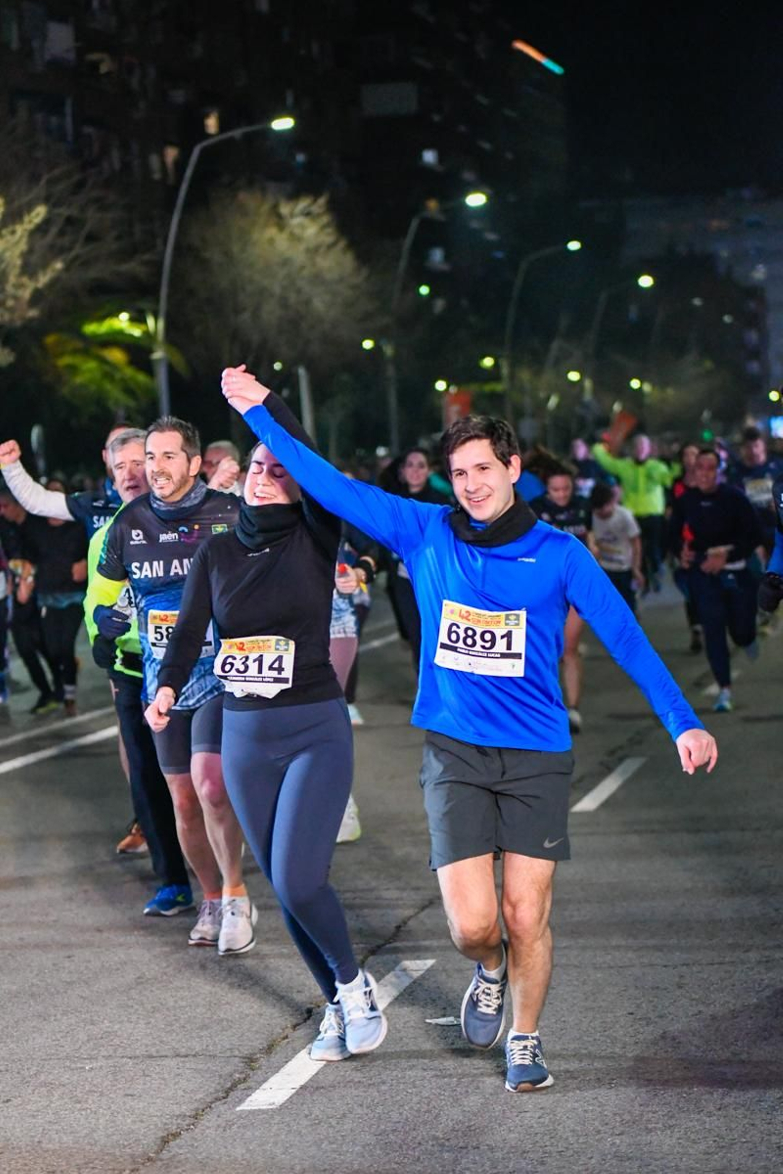 En imágenes: búscate en tu llegada a meta de la Carrera de San Antón 2025 (10)