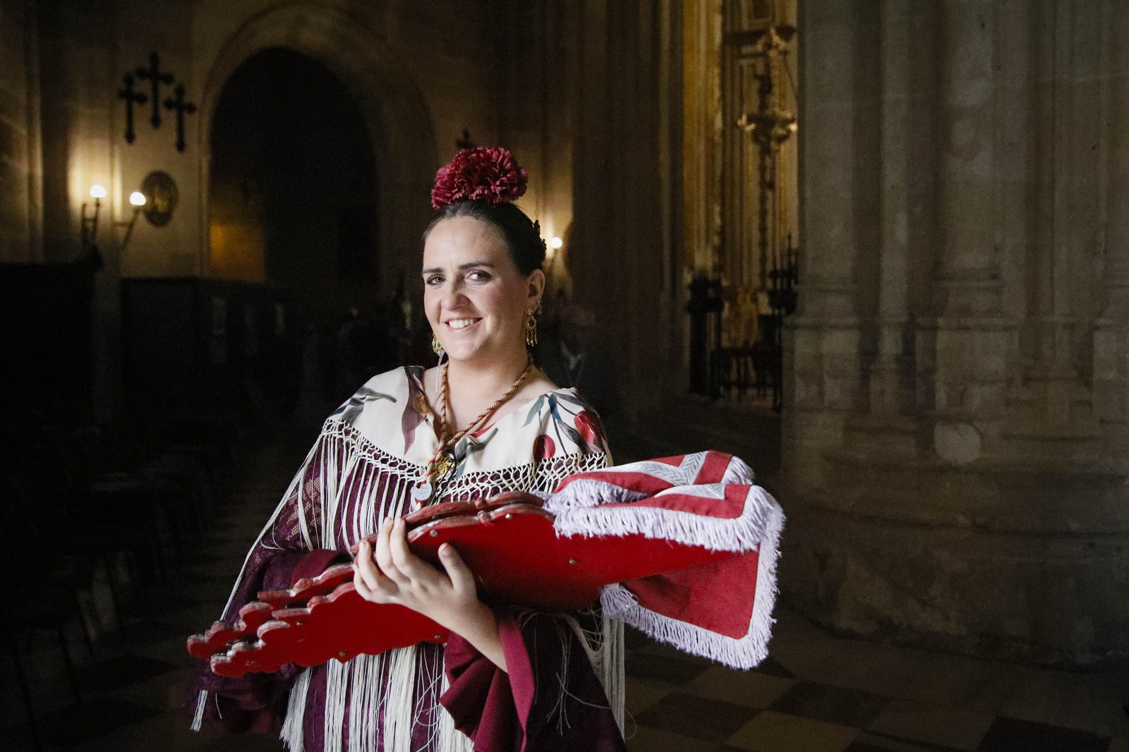 Imágenes de la salida  del Rocío desde la Catedral de Almería