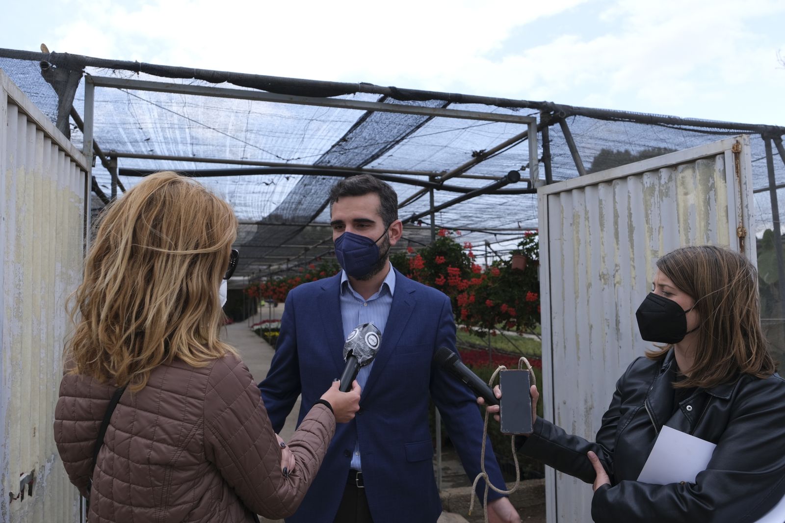 Fotogalería de la visita al vivero municipal de Almería.