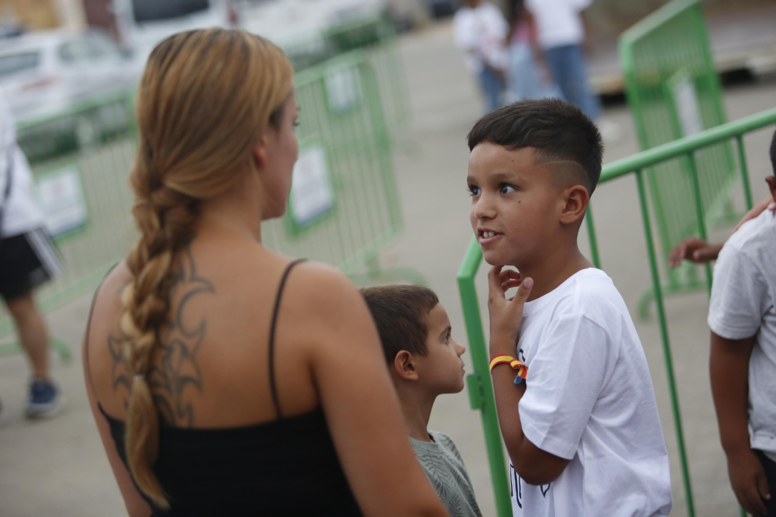 Córdoba despide a los niños saharauis, en imágenes