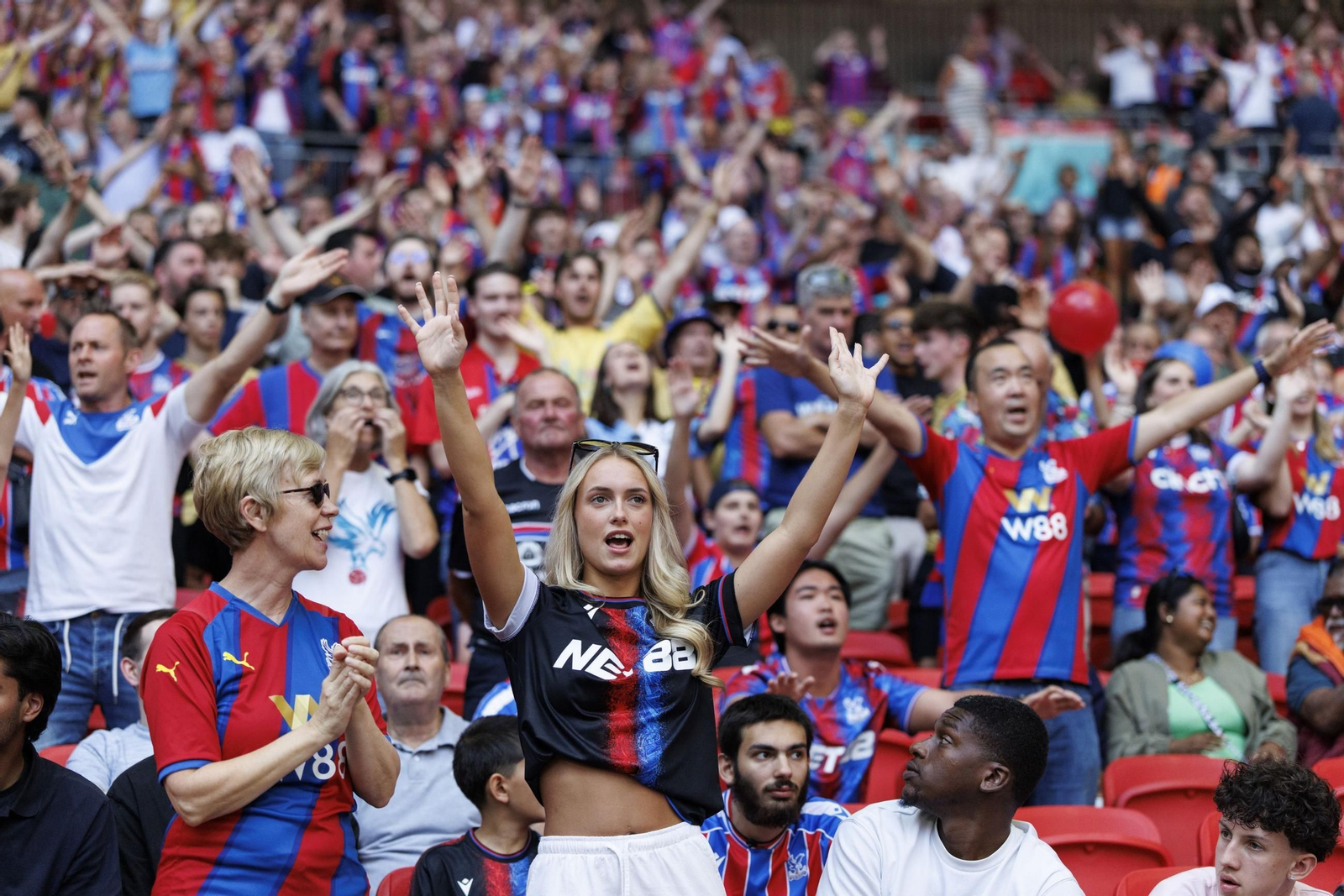 El título del Crystal Palace sobre el Liverpool, en imágenes (2-1)