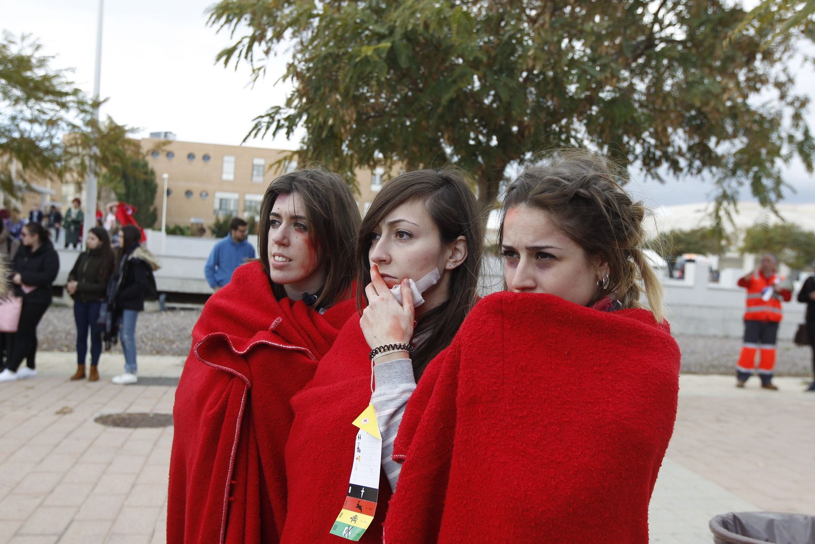 Las imágenes del simulacro de accidente con víctimas en la UAL