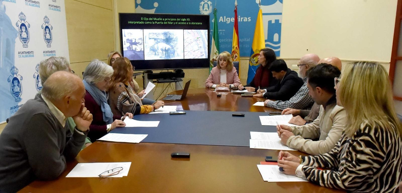 La Comisión de Cultura informa sobre la aparición de la Puerta del Mar en las obras de la calle Ojo del Muelle. La Comisión de Cultura informa sobre la aparición de la Puerta del Mar en las obras de la calle Ojo del Muelle.