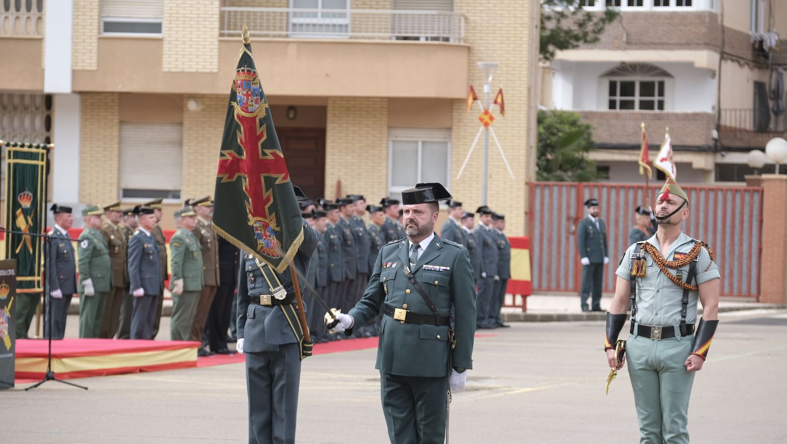 Las imágenes de la toma de posesión del nuevo coronel jefe de la Guardia Civil de Almería