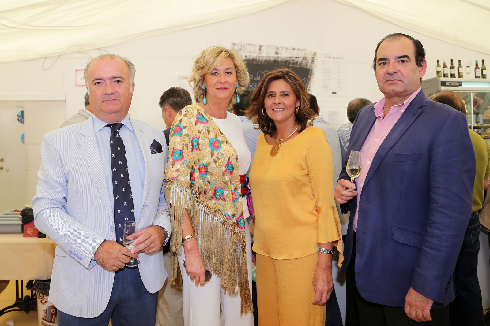 Antonio Muñoz, Maleni Gómez, Silvia, de la tienda flamenca ‘El Arcón’, y Diego Pérez.