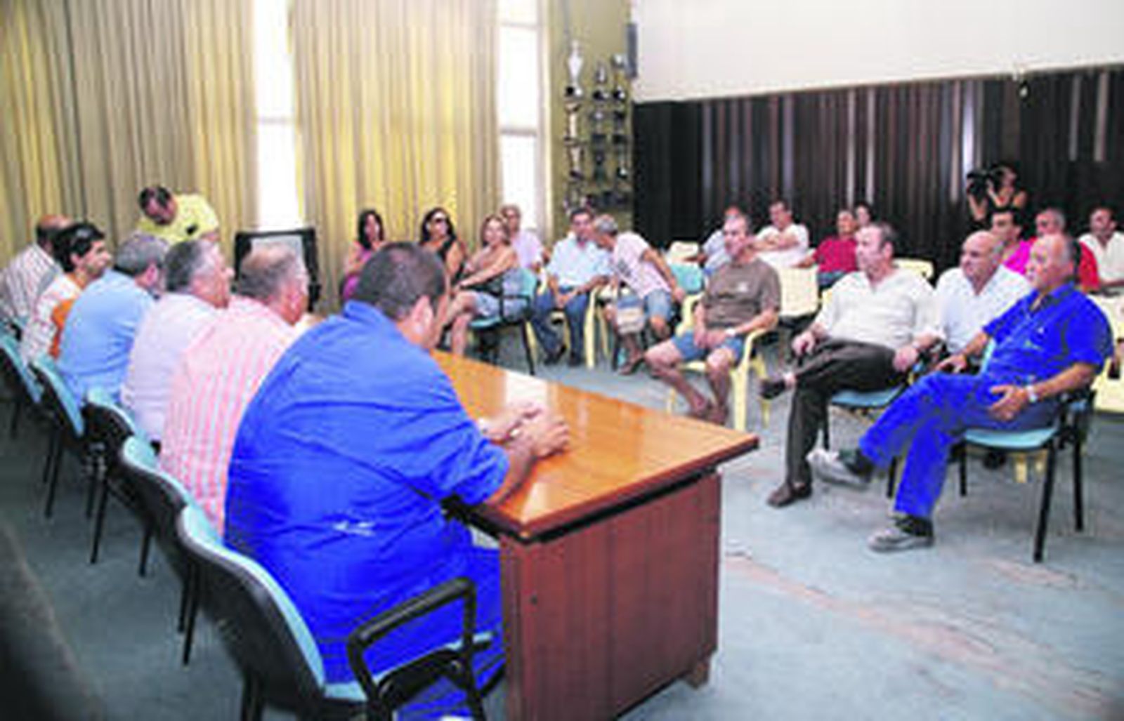 Los trabajadores de Nilefos mantuvieron ayer una asamblea en la que acordaron un nuevo calendario de movilizaciones.