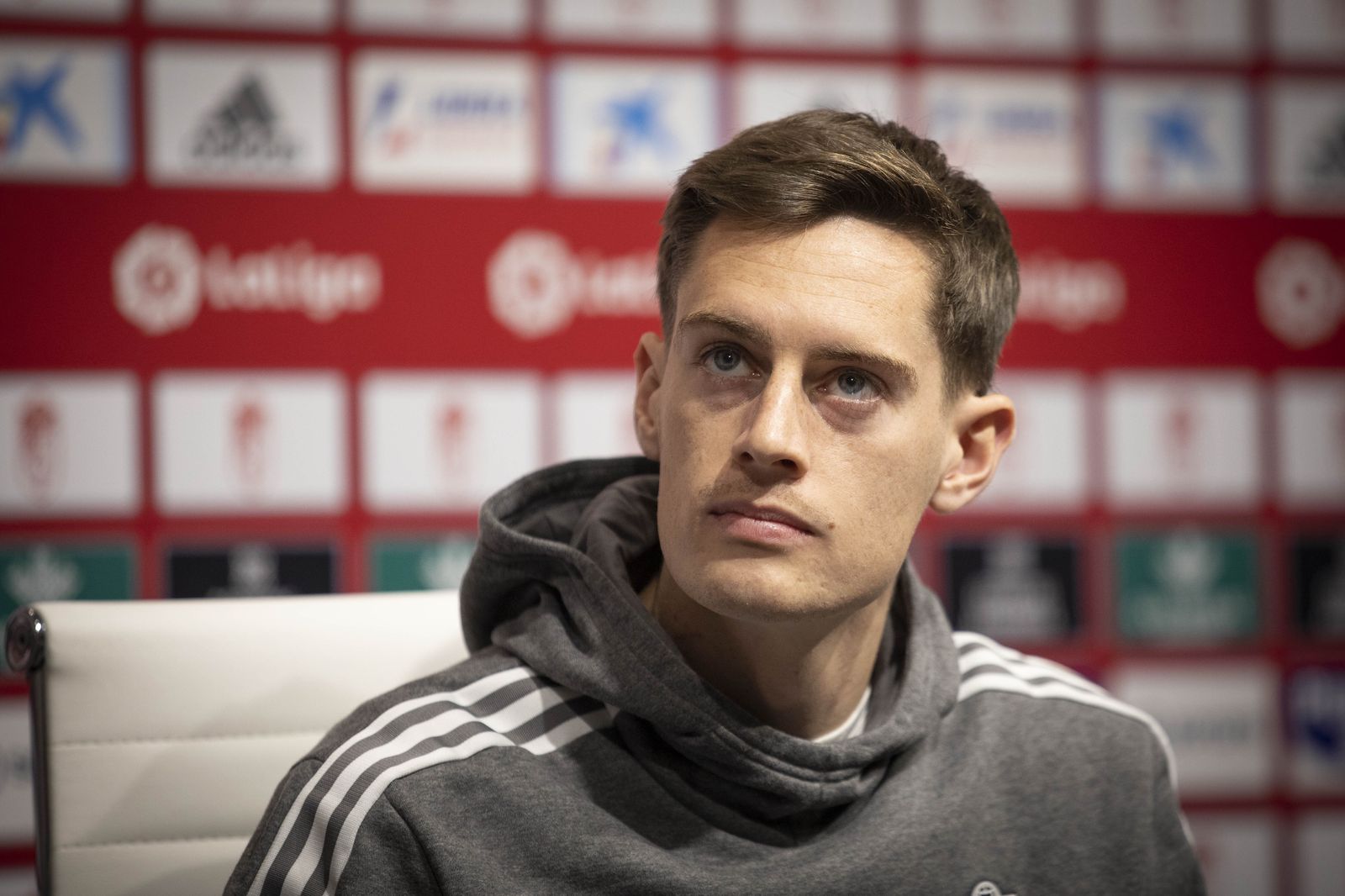 Las mejores imágenes de la presentación de Pol Lozano