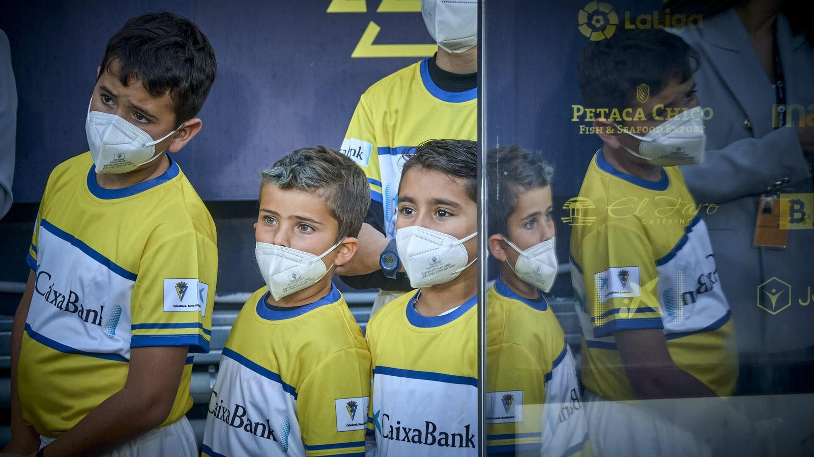 Partido de fútbol entre el Cádiz CF y el Getafe CF.